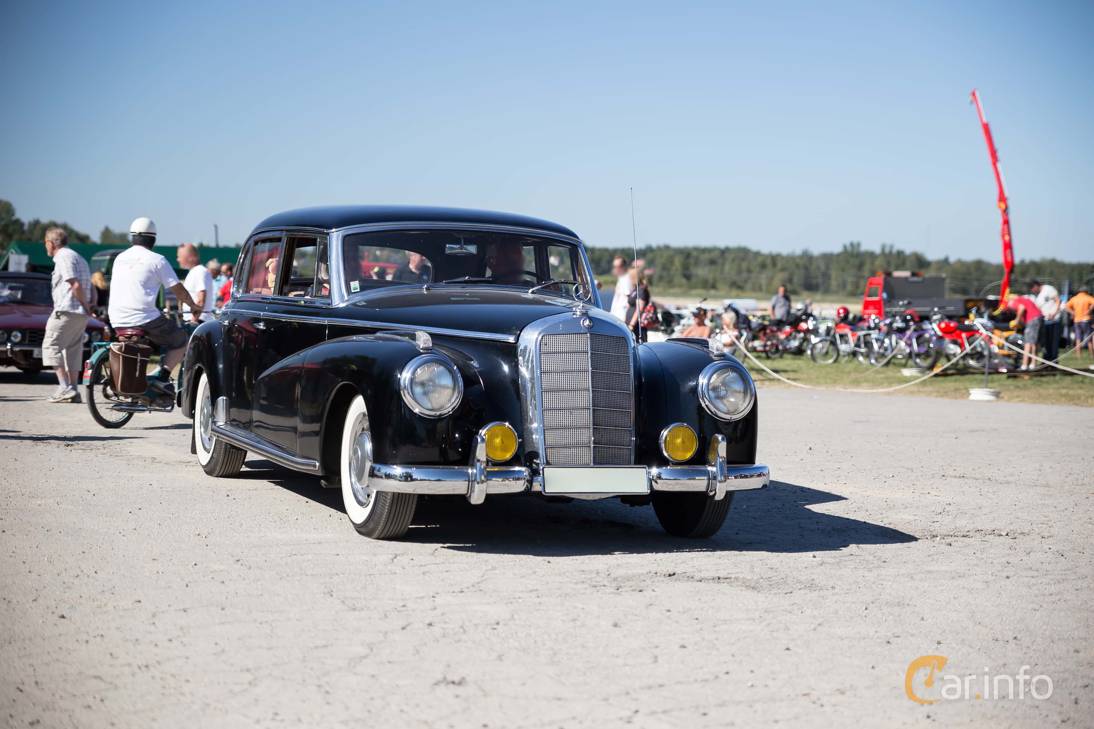 Mercedes-Benz 300 b Sedan  Manual, 125hp, 1955