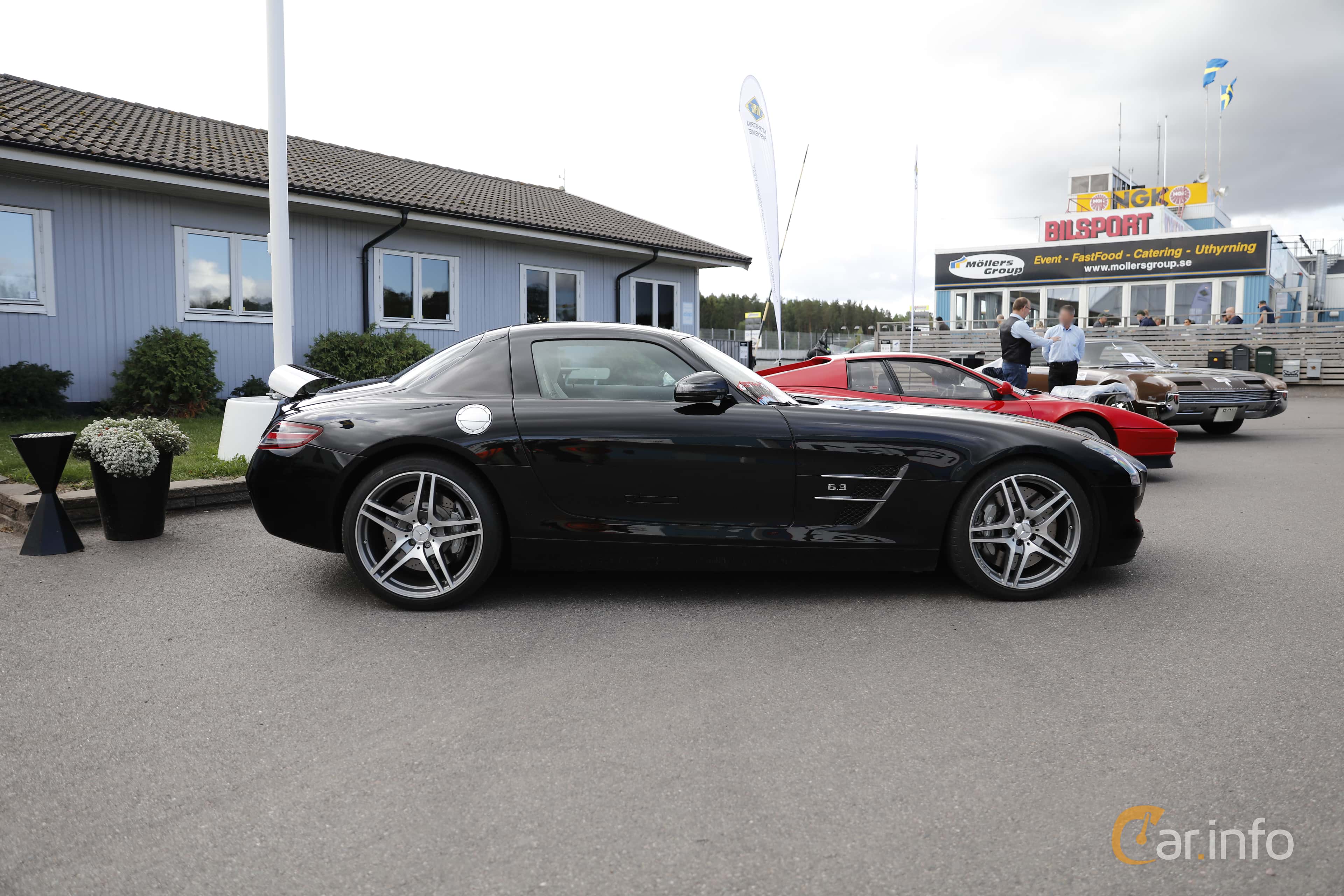 Mercedes-Benz SLS AMG Coupé  , 571hp, 2011