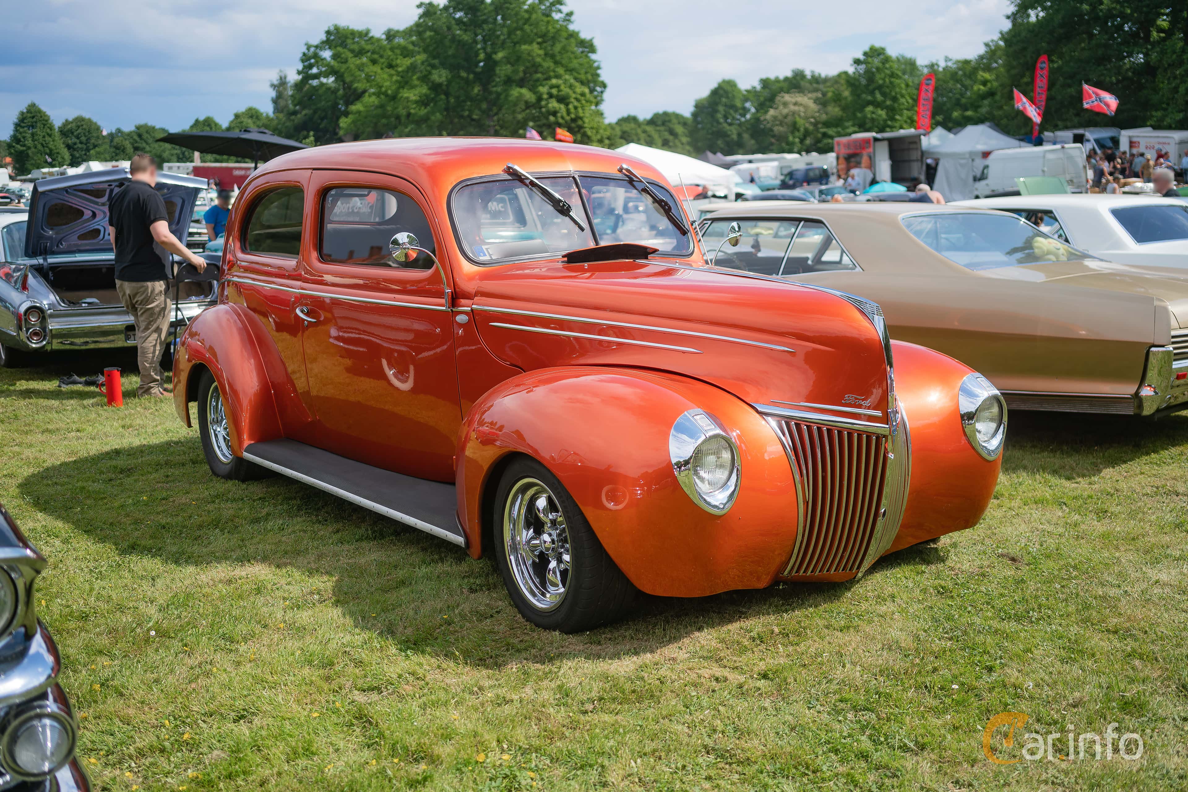 Ford Deluxe Tudor Sedan 3.6 V8 Manual, 86hp, 1939