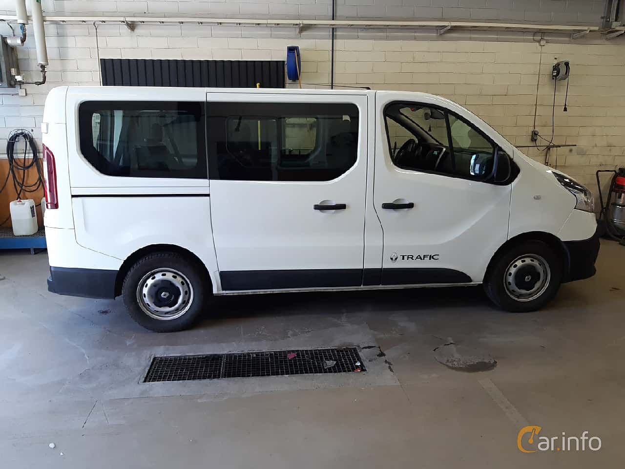 Renault Trafic Minibus 1.6 dCi Manual, 125hp, 2017