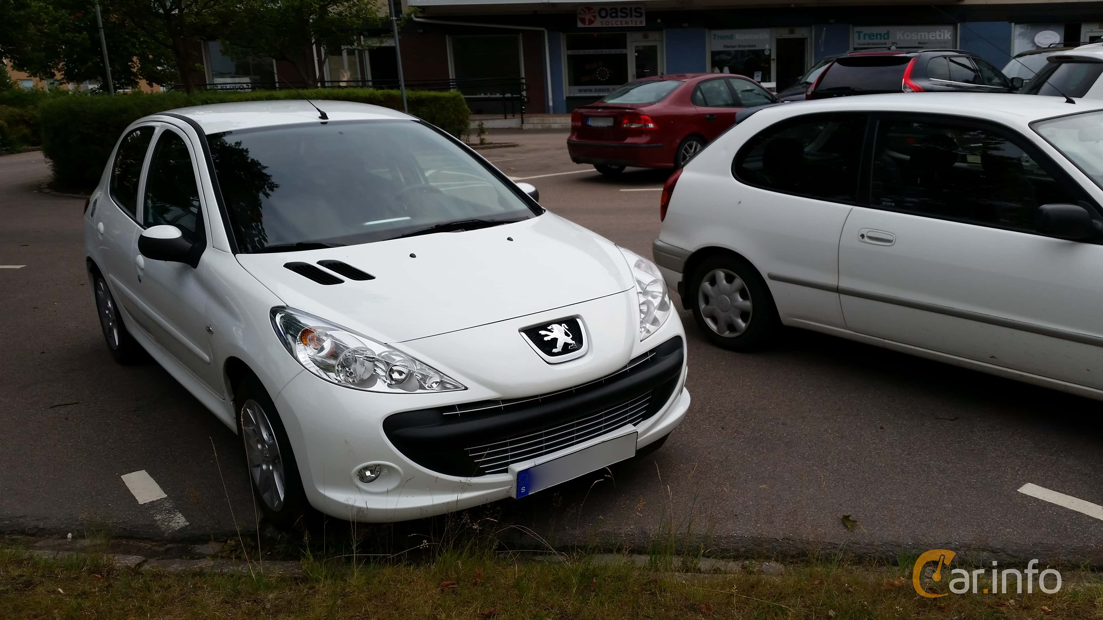 Peugeot 206+ 3-door 1.4 Manual, 75hp, 2010