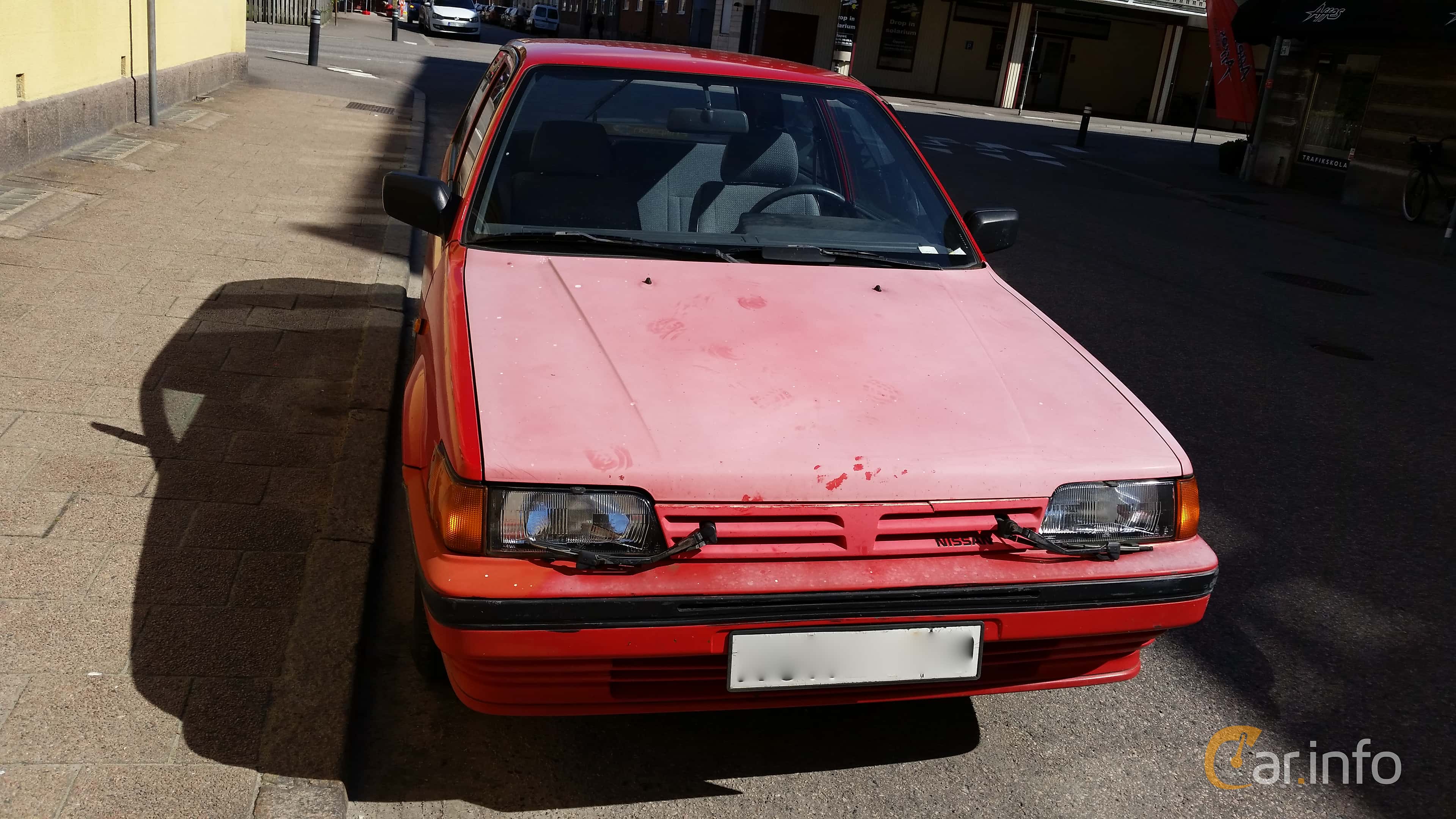 Nissan Sunny 3-door Hatchback 1.6 Manual, 73hp, 1988