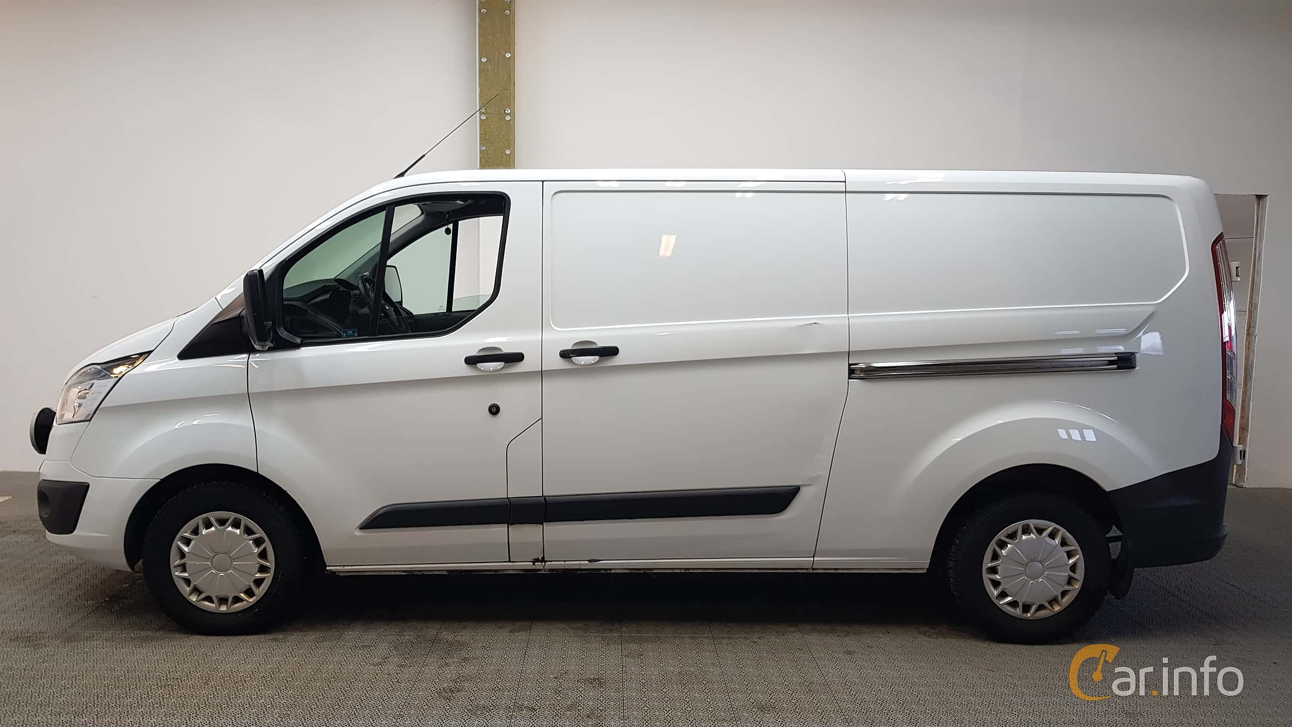 Ford Transit Custom 2.2 TDCi Manual, 155hp, 2014