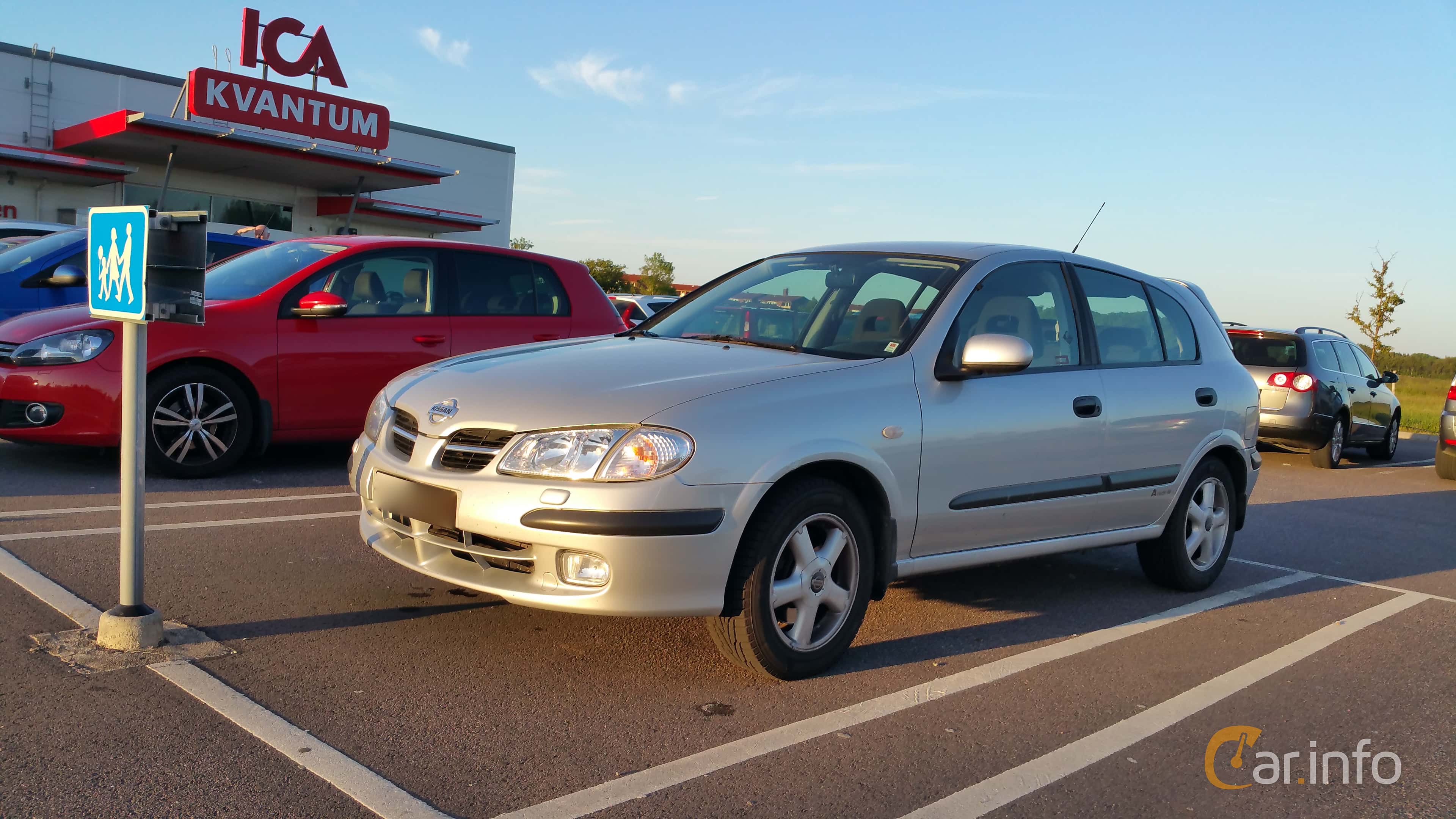 Nissan Almera 5-door 1.8 114hp, 2001