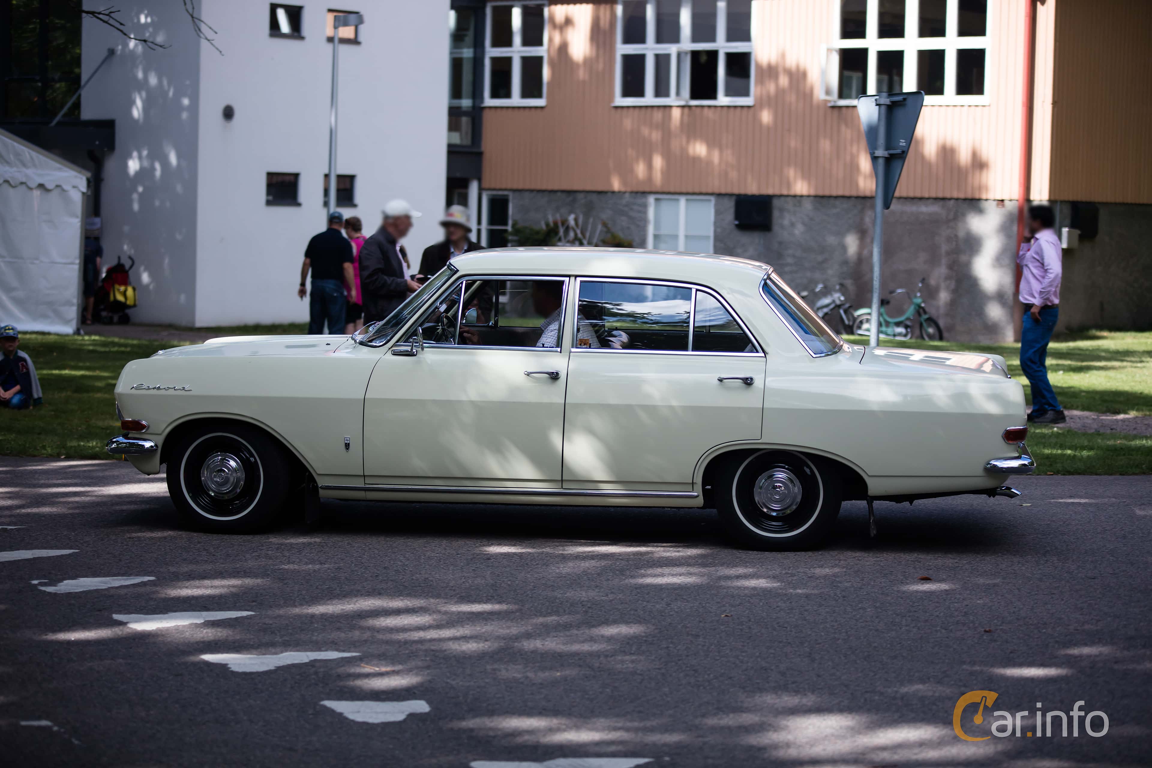 Opel Rekord 1.7 generation A, Manual, 3-speed