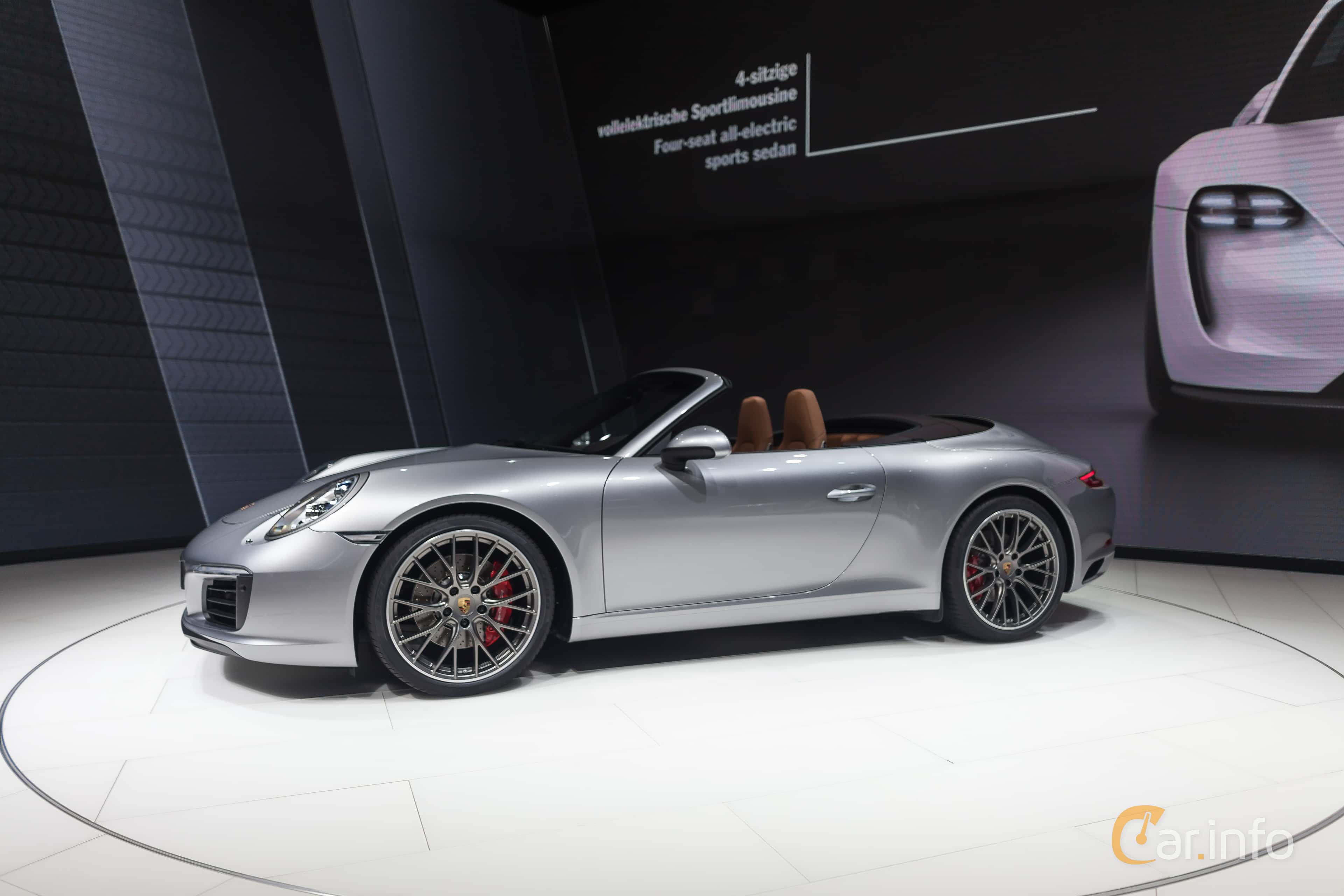 Porsche 911 Carrera S Cabriolet  Manual, 420hp, 2017