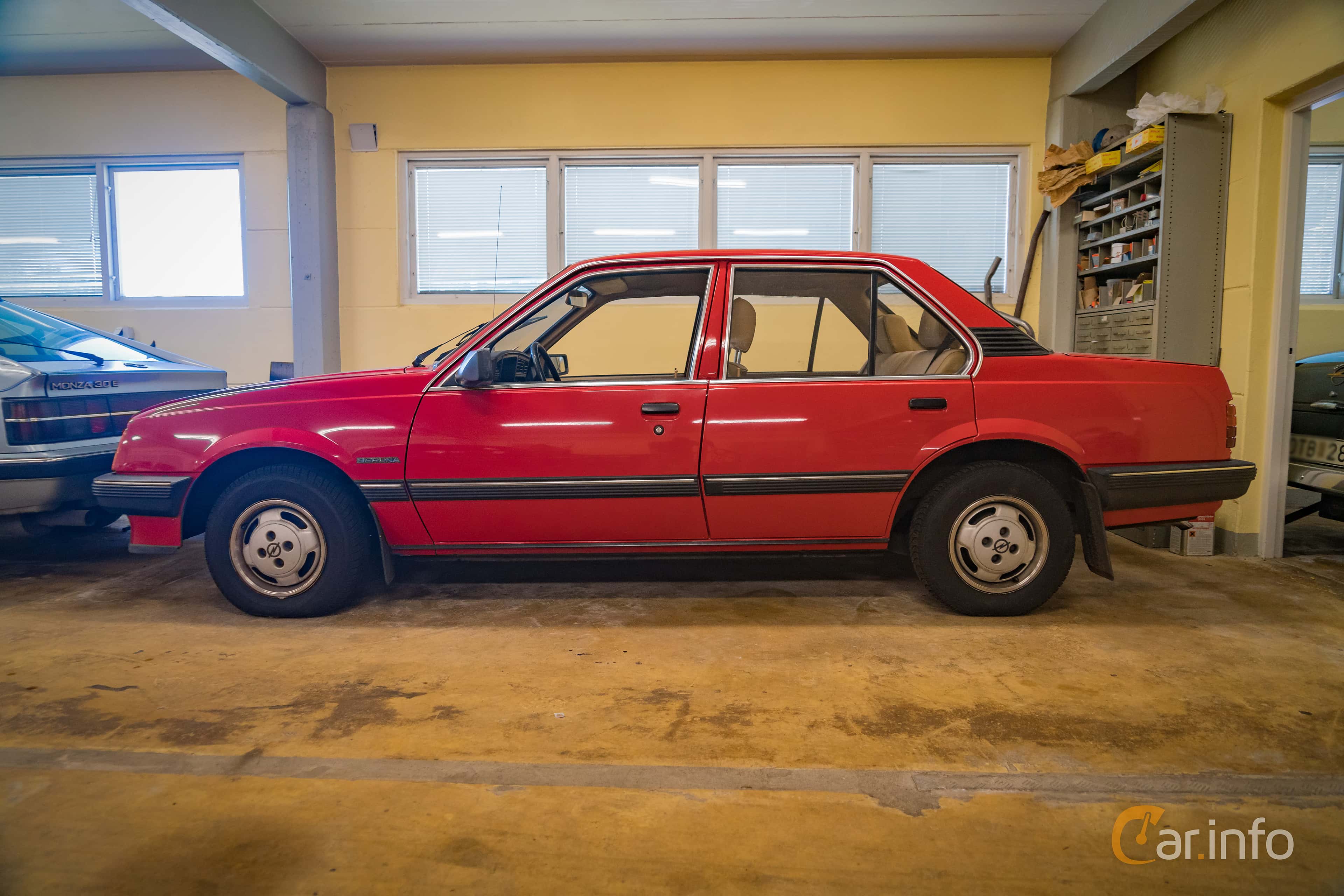 Opel Ascona 4-door generation C1 1.6 Manual, 4-speed