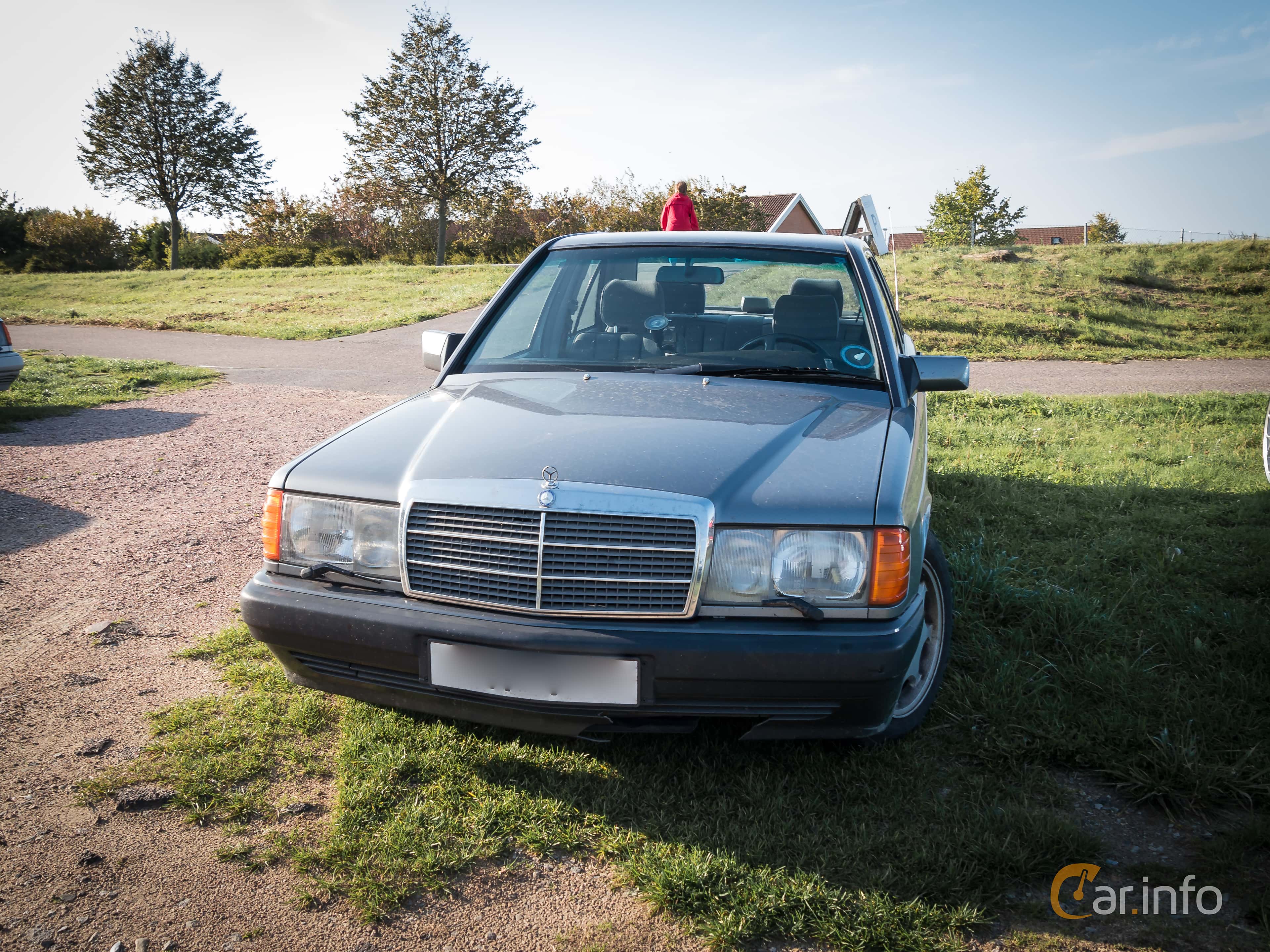 Mercedes-Benz 190 E 2.0 4G-Tronic