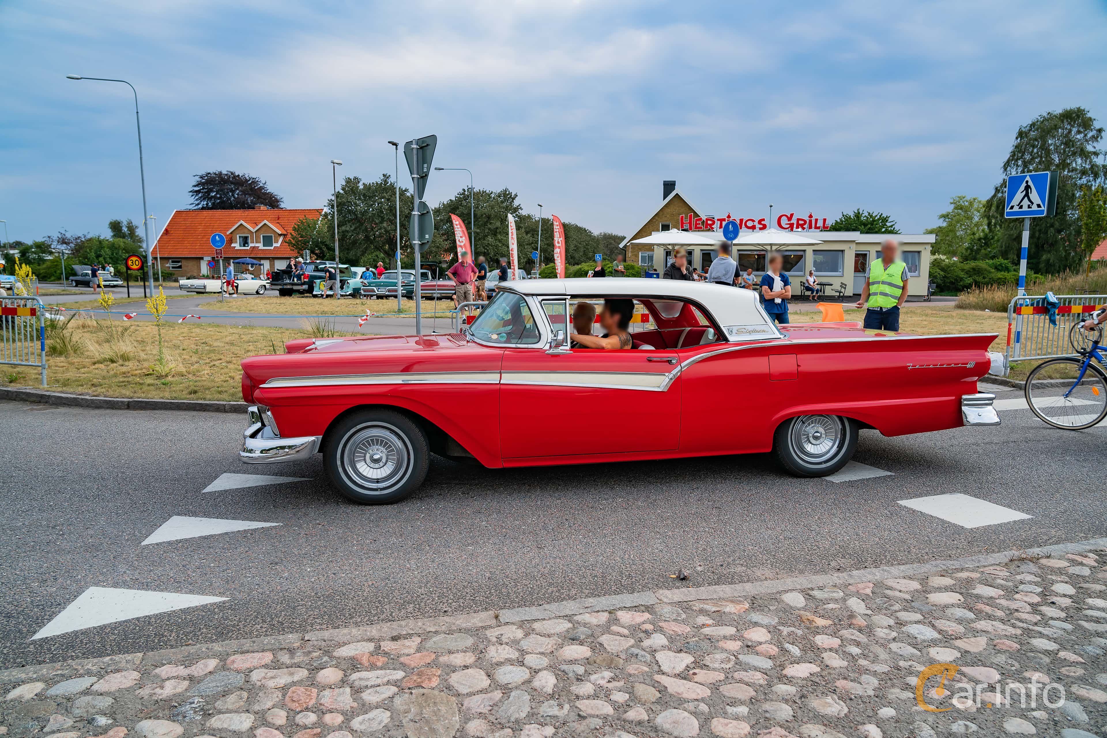 Ford Fairlane 500 Skyliner 5.1 V8