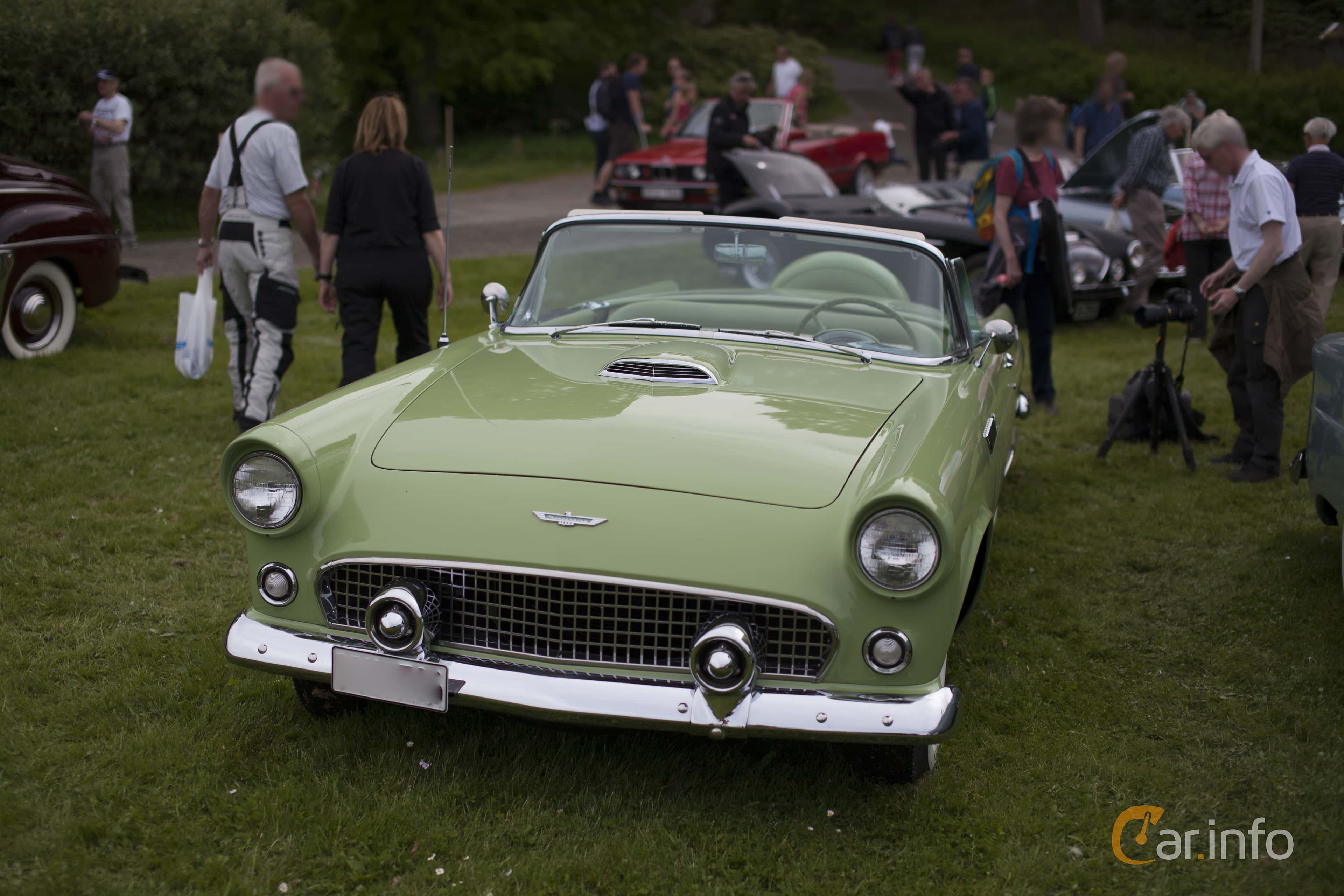 Ford Thunderbird 5.1 V8 Manual, 218hp, 1956