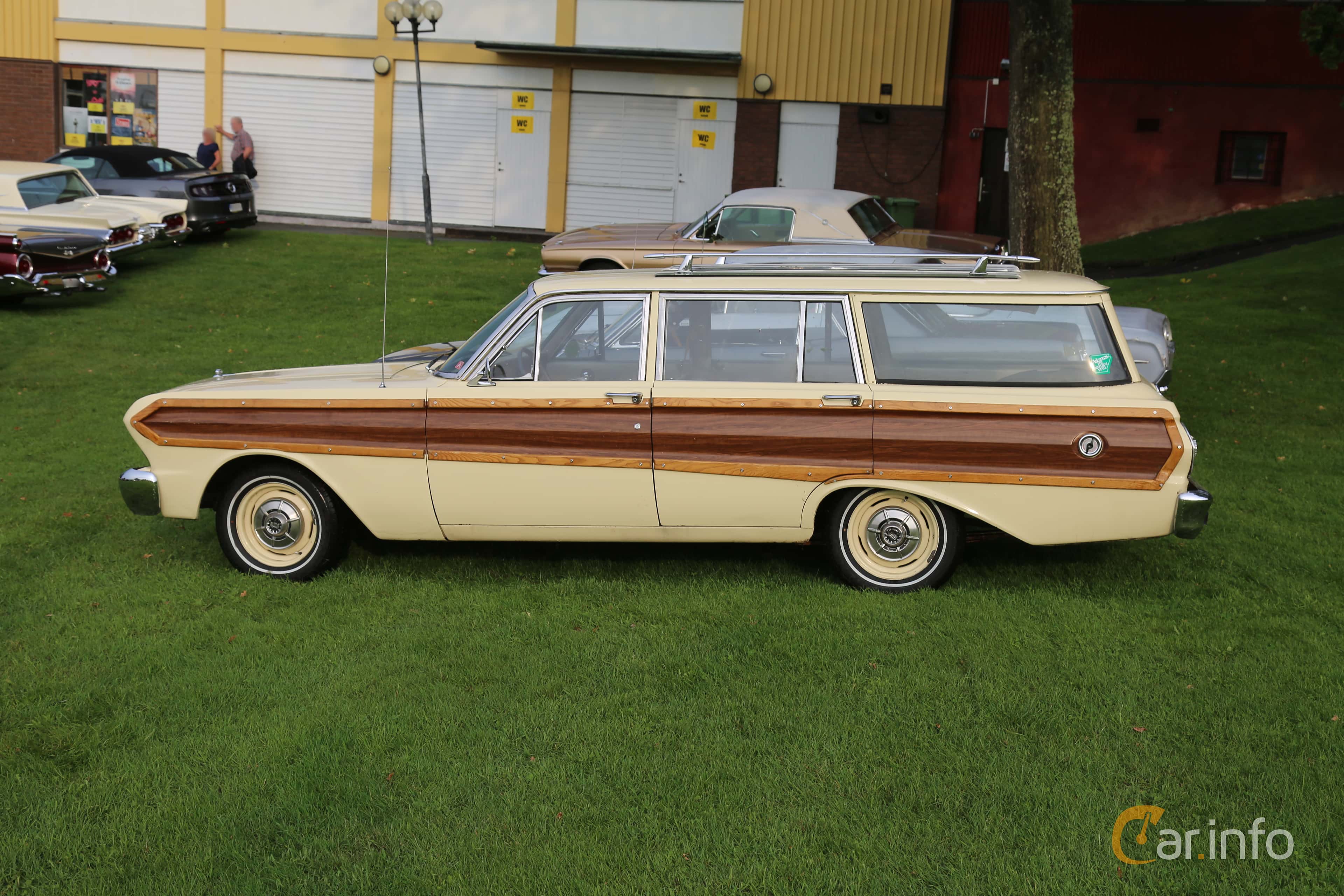 Ford Falcon 4-door Station Wagon 3.3 Manual, 122hp, 1965