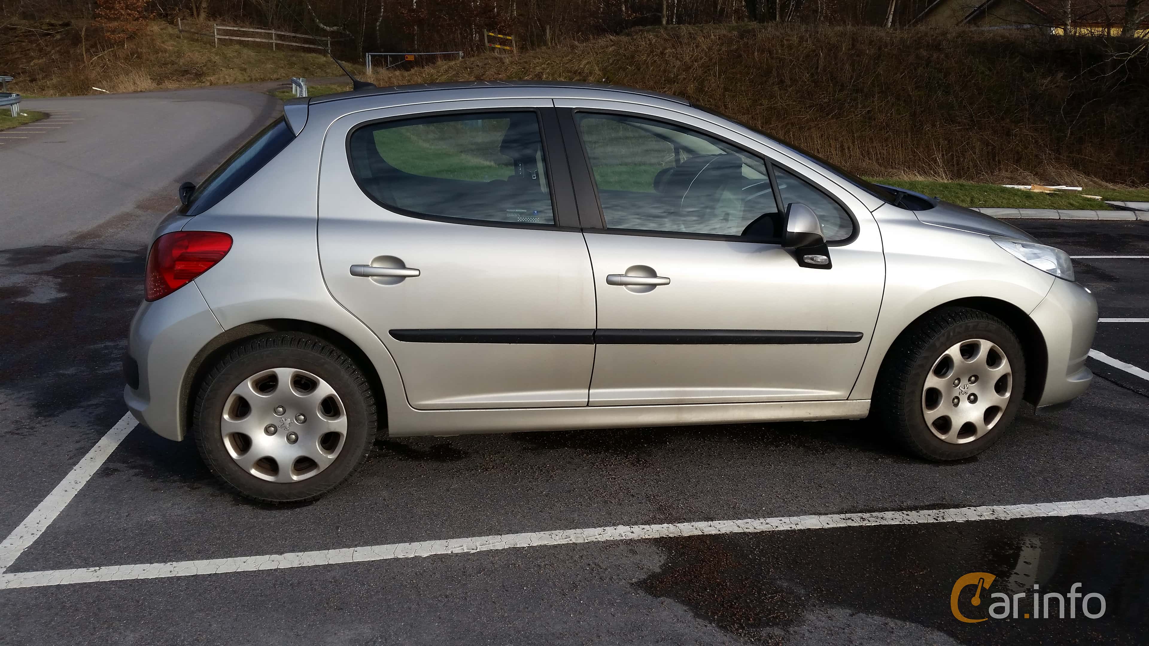 Peugeot 207 5-door 1.6 109hp, 2008