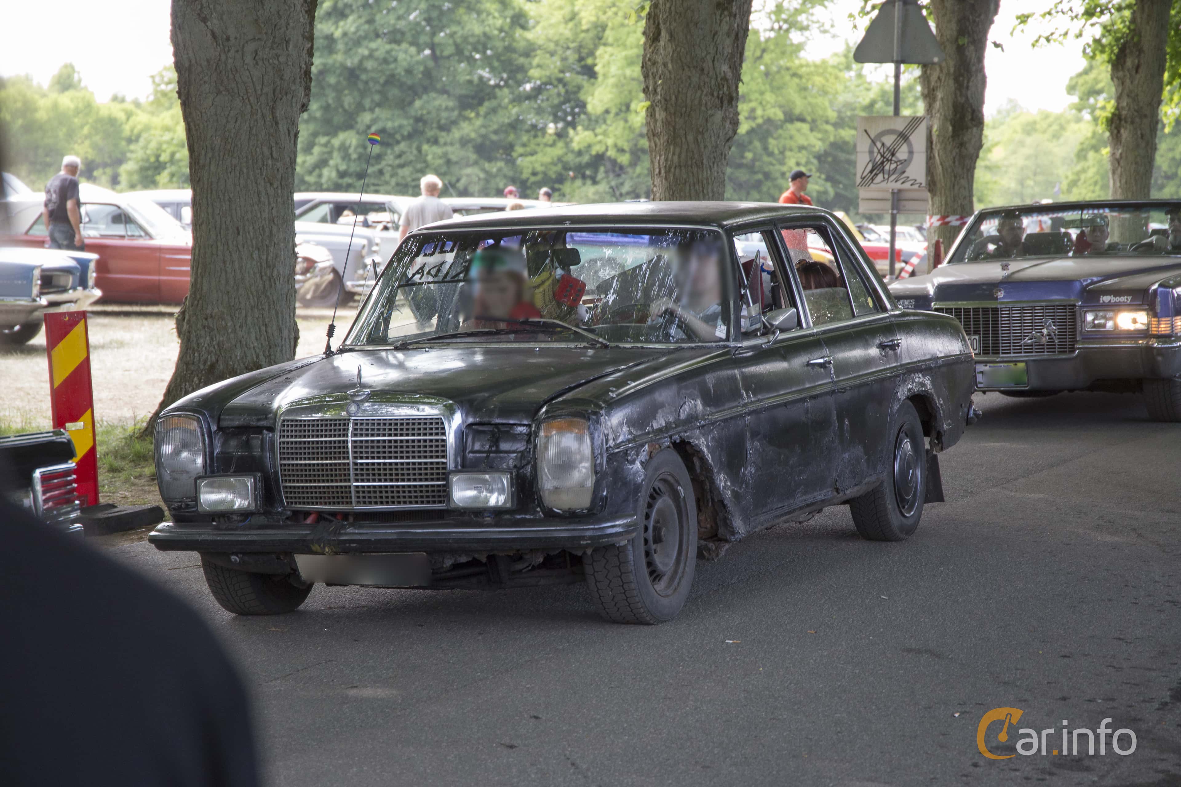 Mercedes-Benz 220 D  Automatic, 60hp, 1973