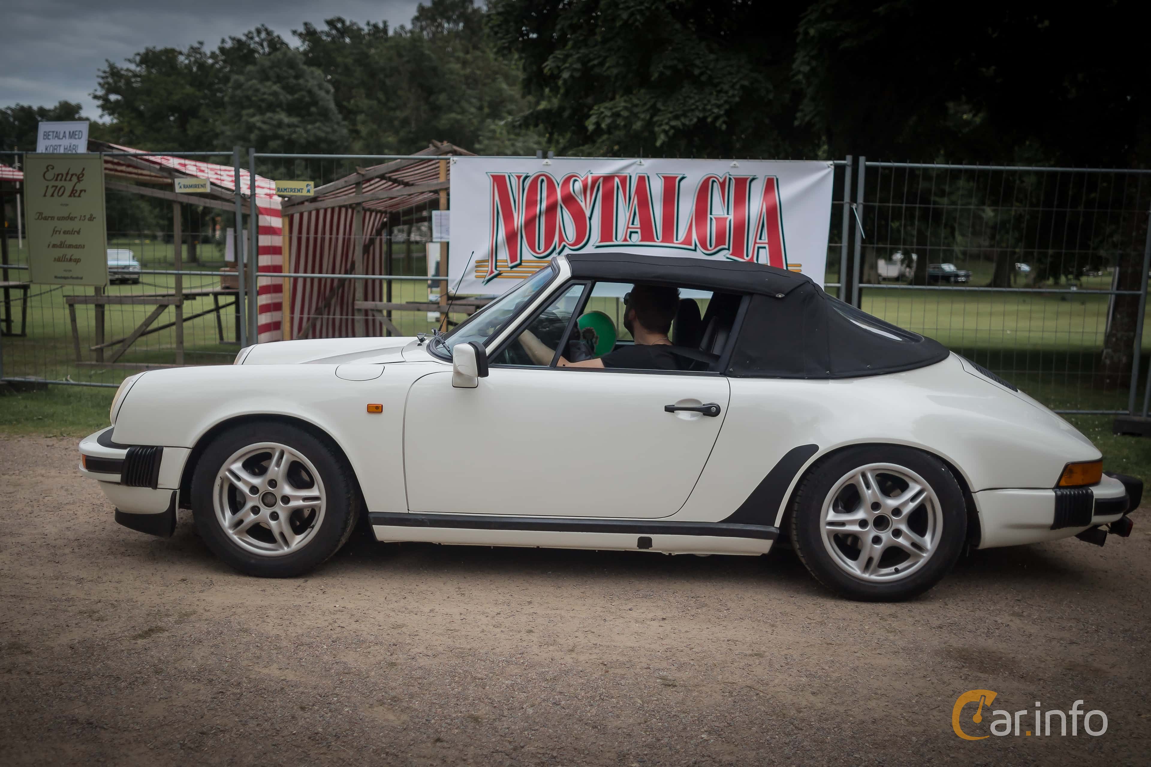 Porsche 911 Carrera Cabriolet  Manual, 231hp, 1984