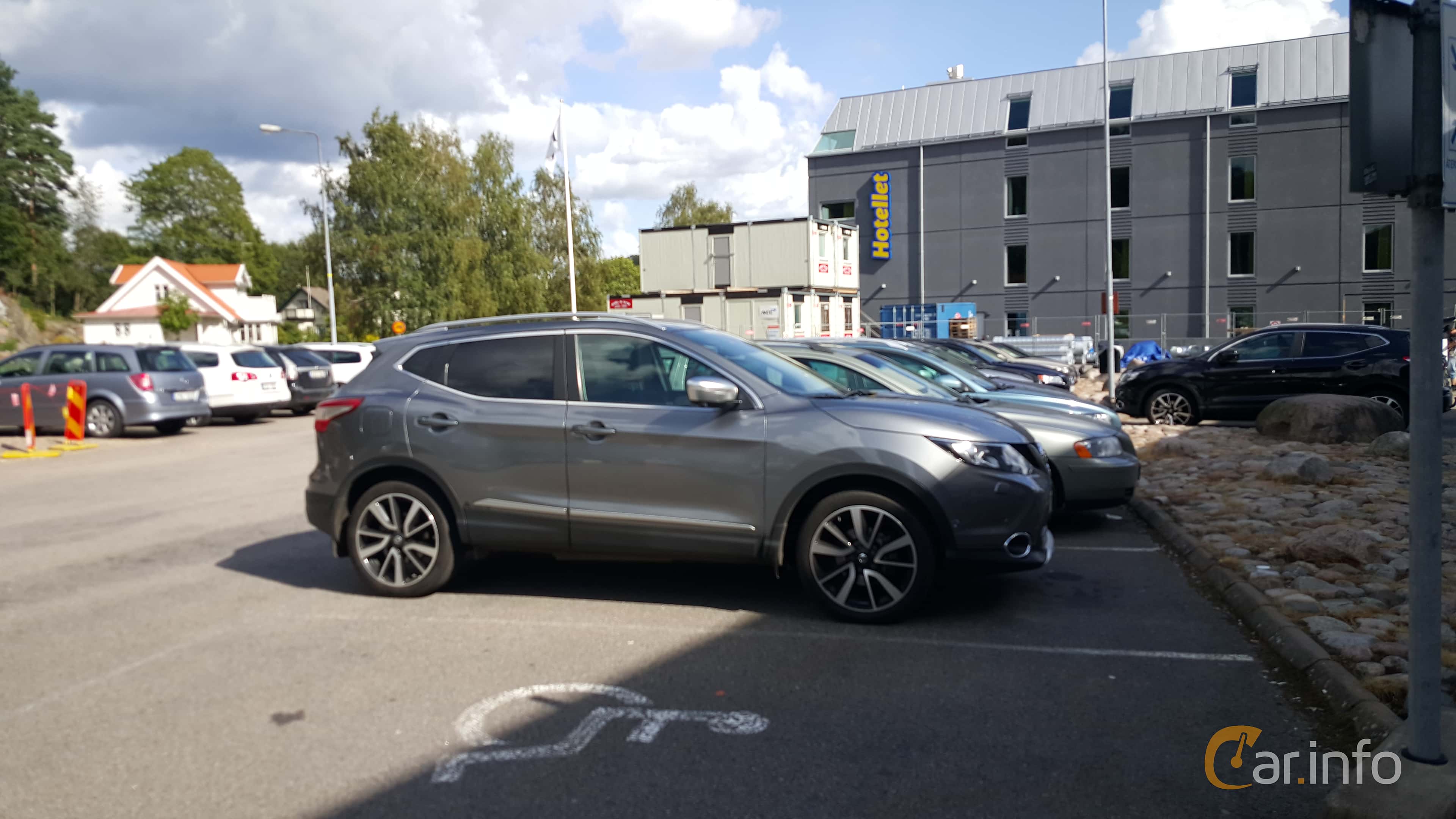 Nissan Qashqai 2.0 XTRONIC-CVT, 144hp, 2017