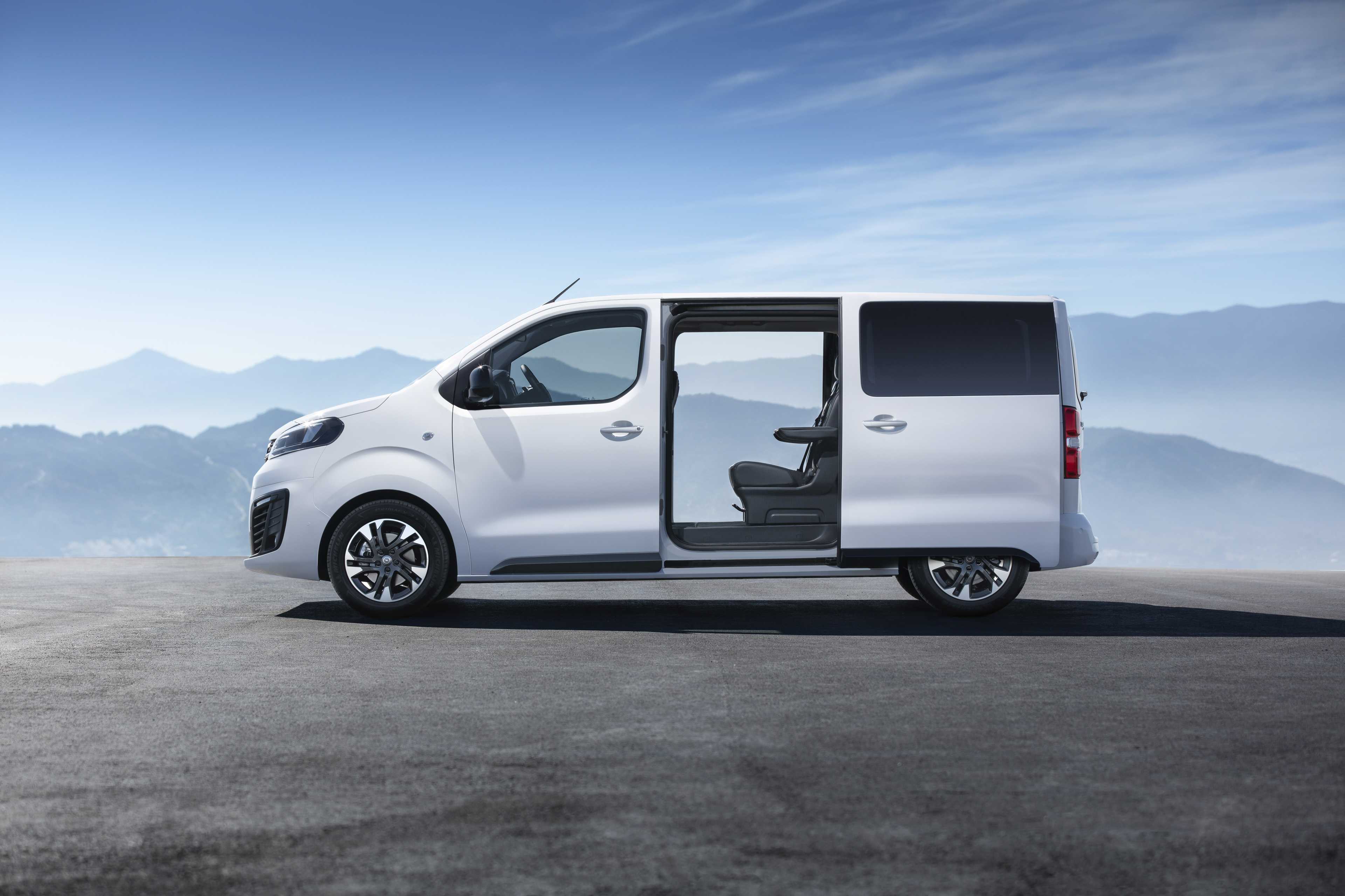 Opel Zafira Life 2.0 Automatic, 177hp, 2020