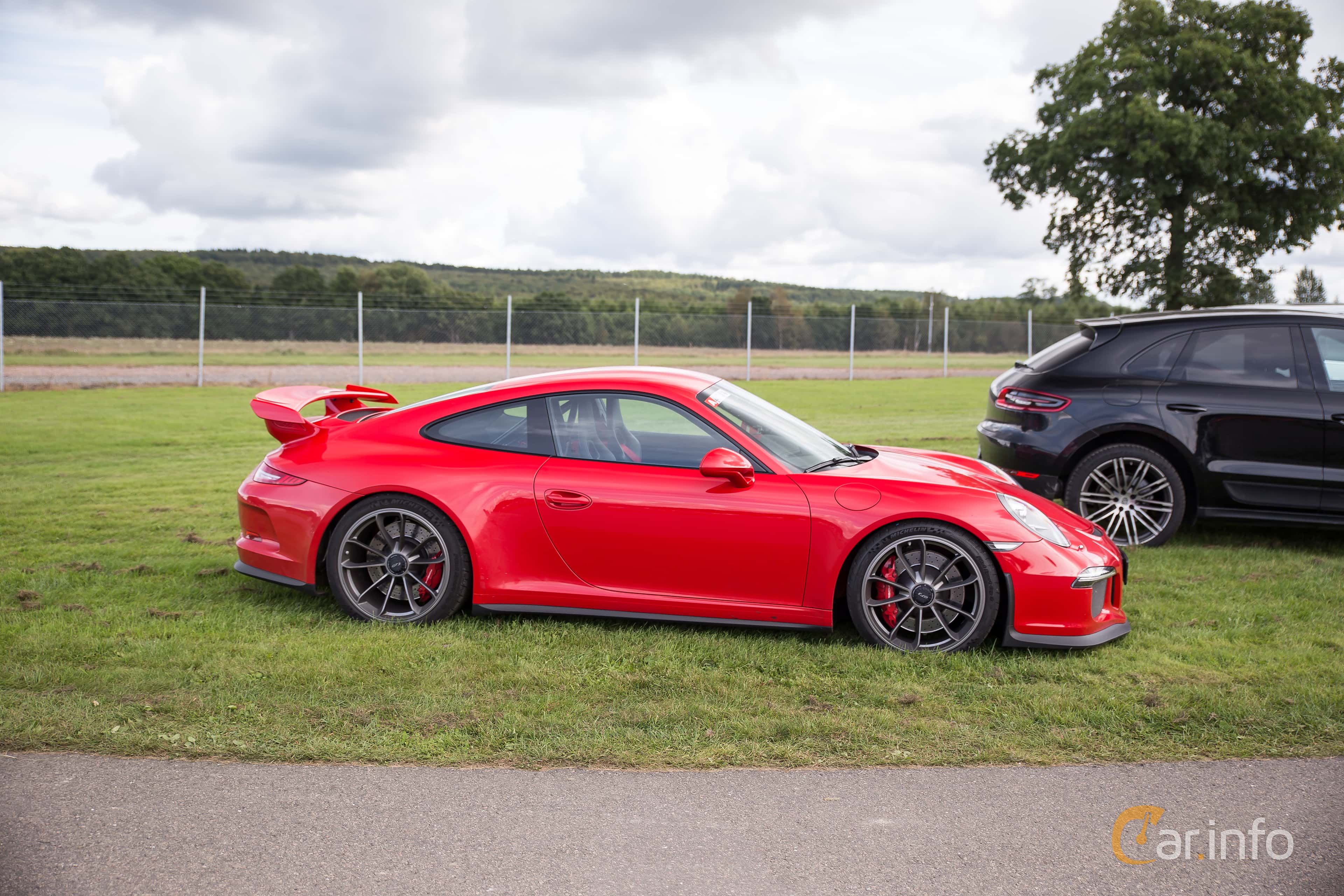 Porsche 911 GT3 991