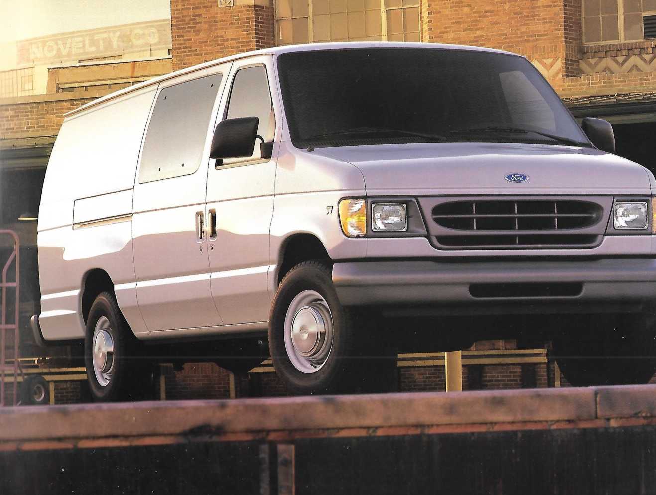 Ford Econoline E-350 Van 6.8 V10 SEFI Automatic, 268hp, 1999