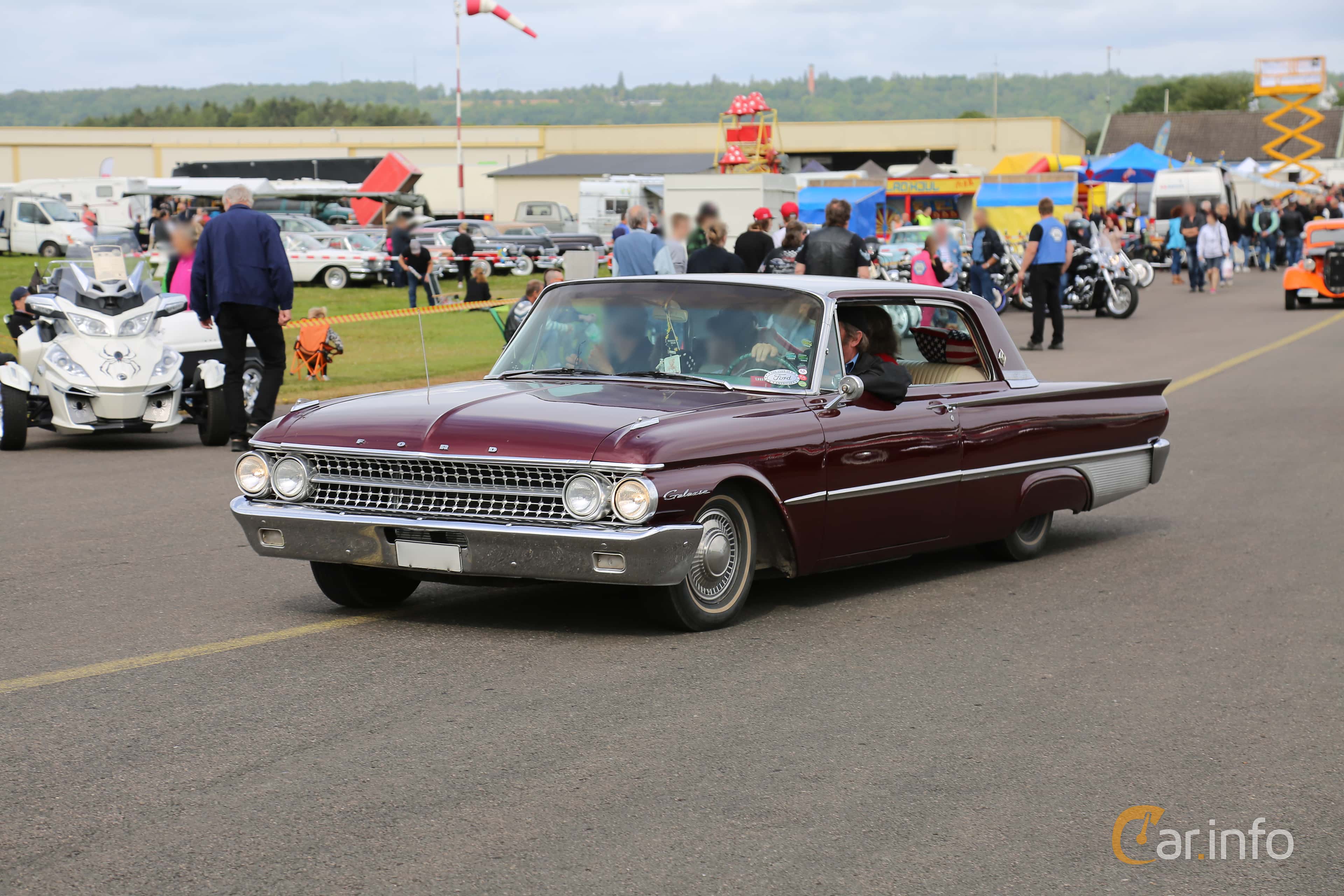Ford Galaxie Club Victoria 5.8 V8 Automatic, 223hp, 1961