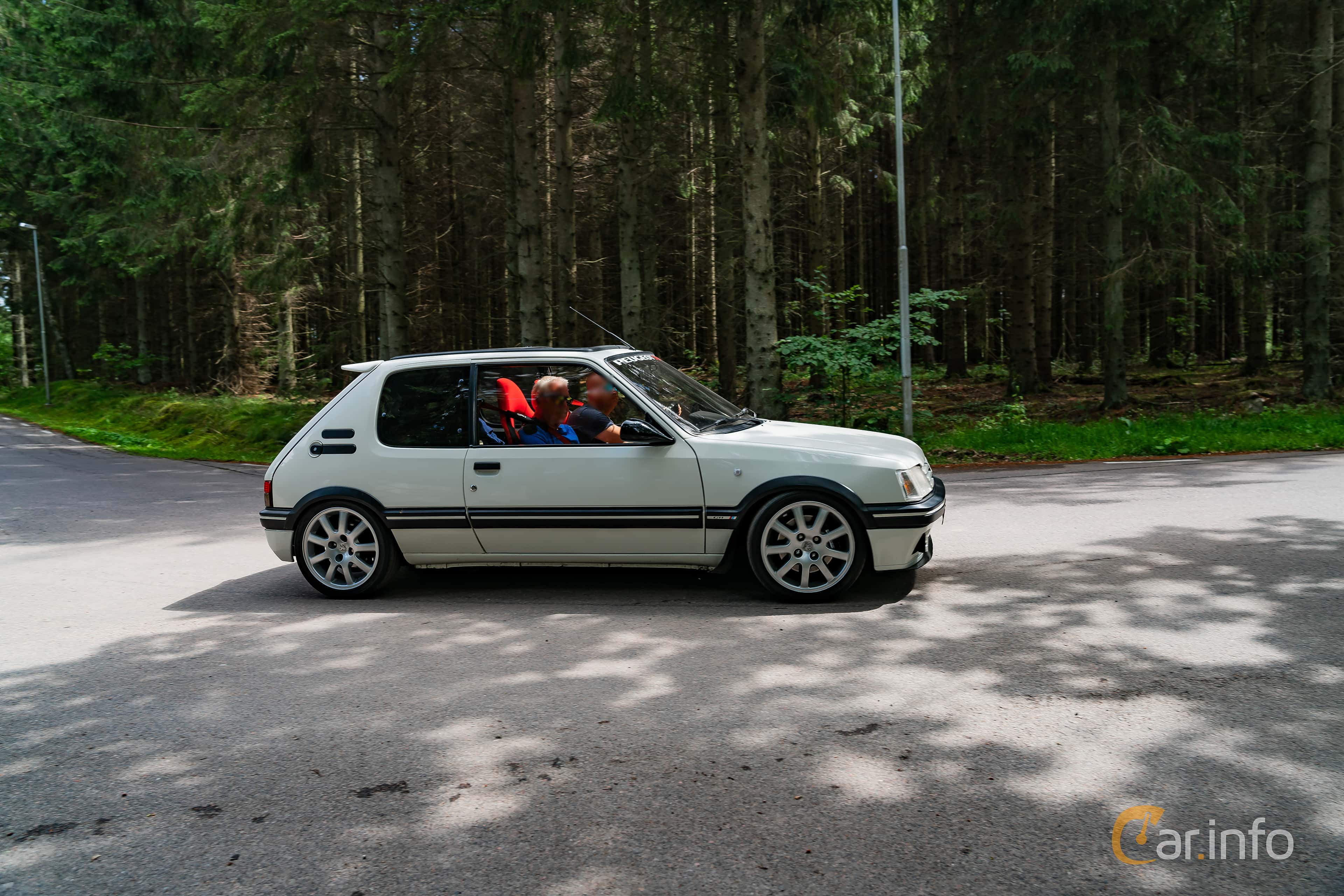 Peugeot 205 3-door 1.8 XTD  Manual, 79hp, 1998