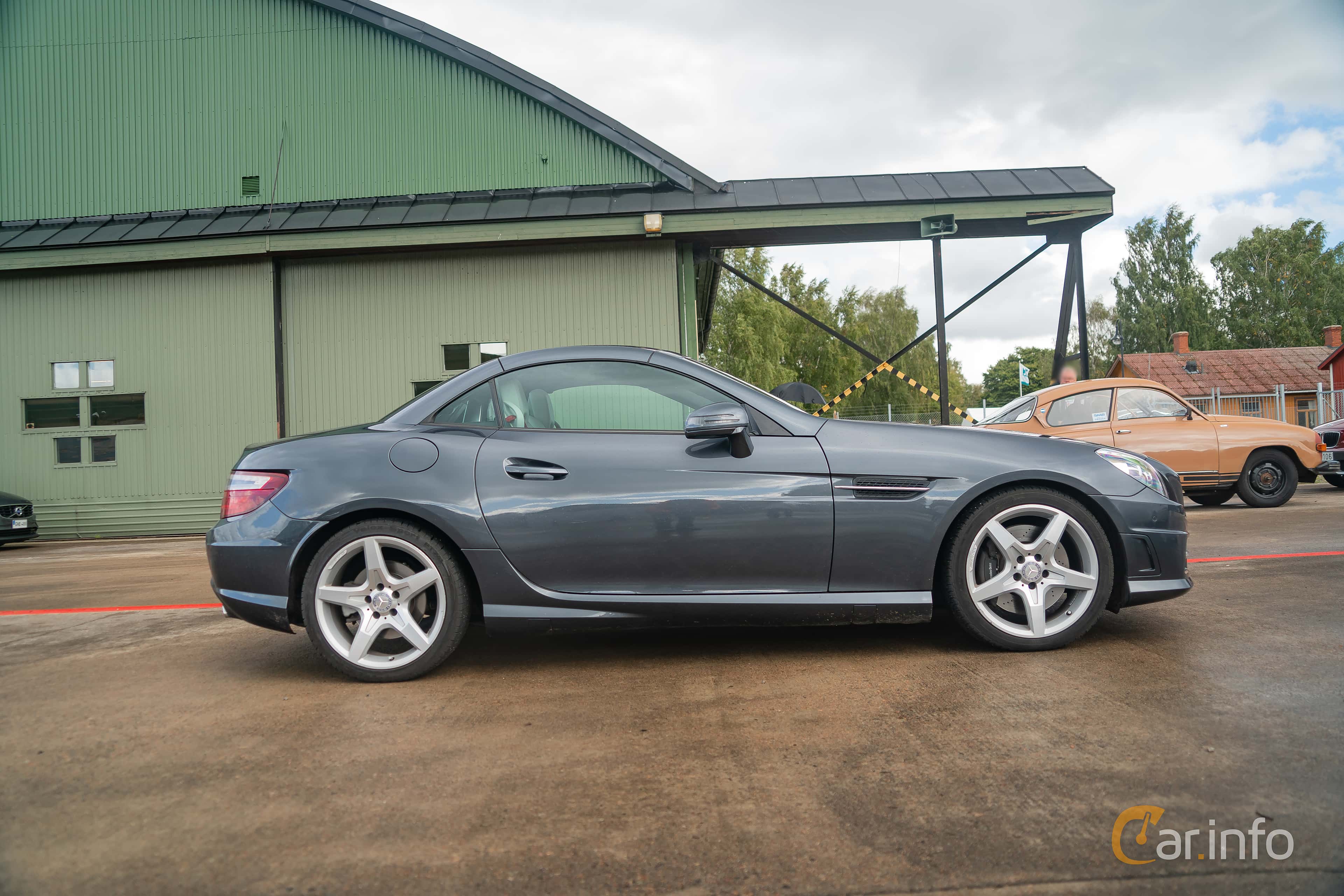 Mercedes-Benz SLK 350  305hp, 2011