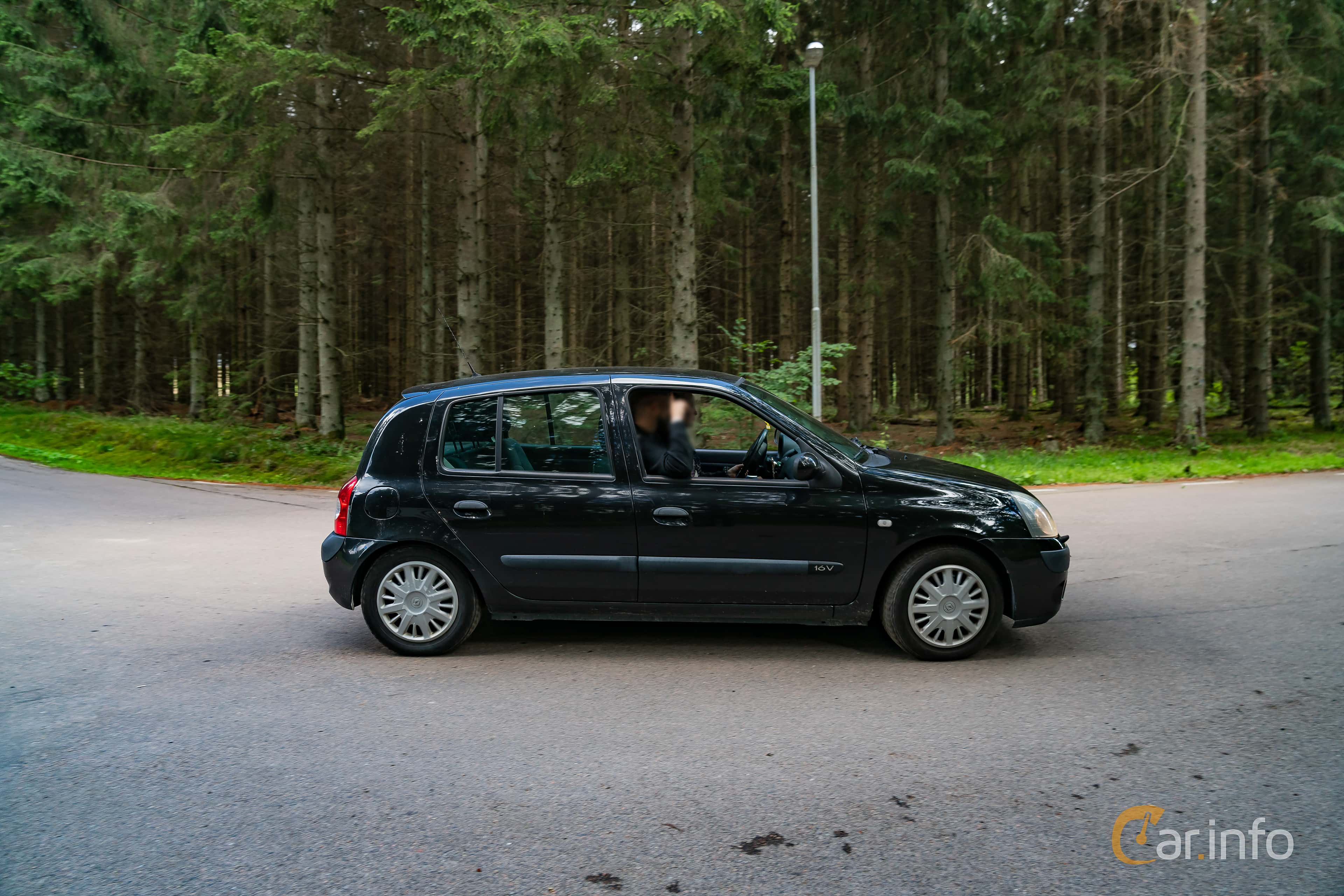 Renault Clio 5-door Hatchback 1.2 Manual, 58hp, 2006