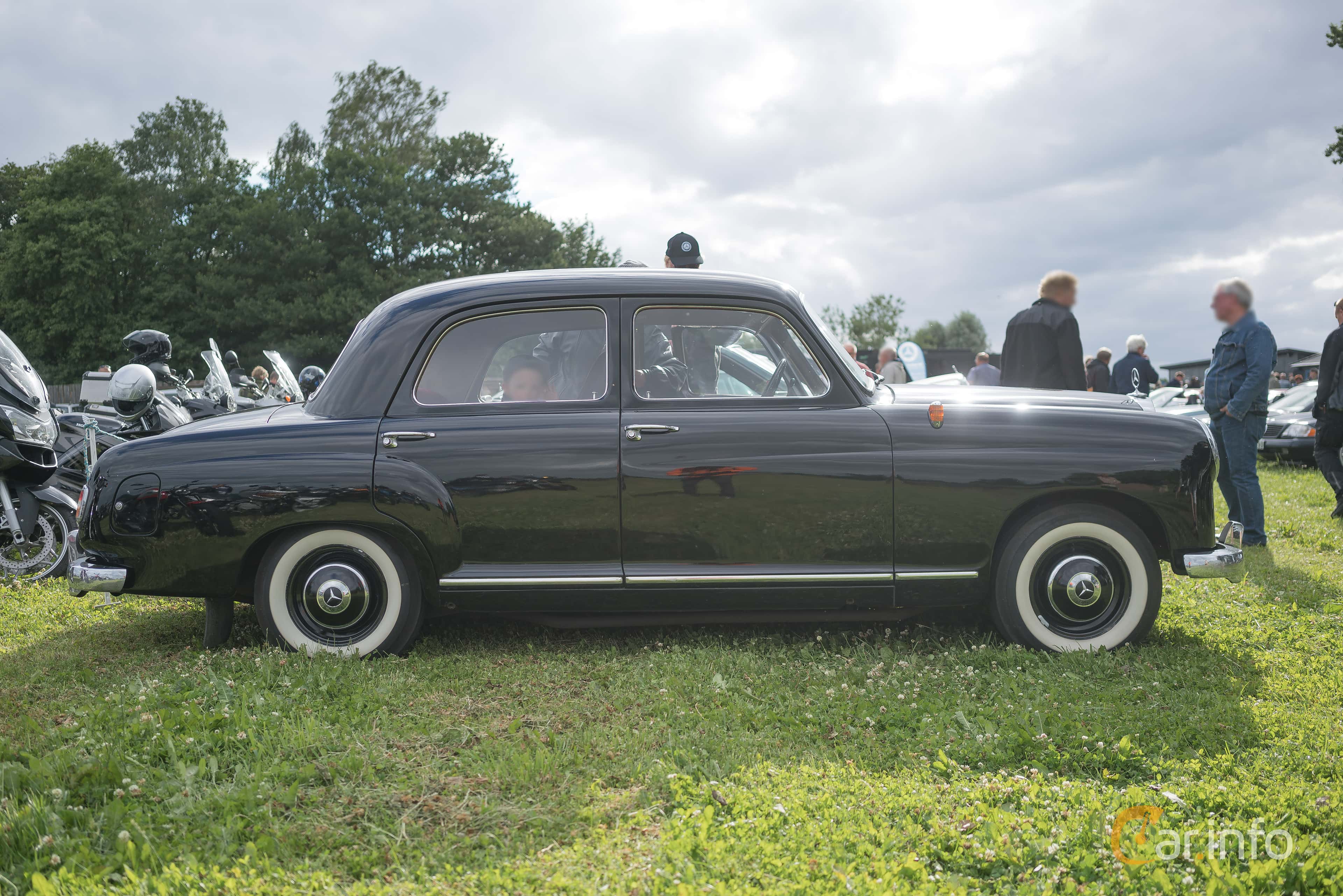 Mercedes-Benz 180  Manual, 52hp, 1953