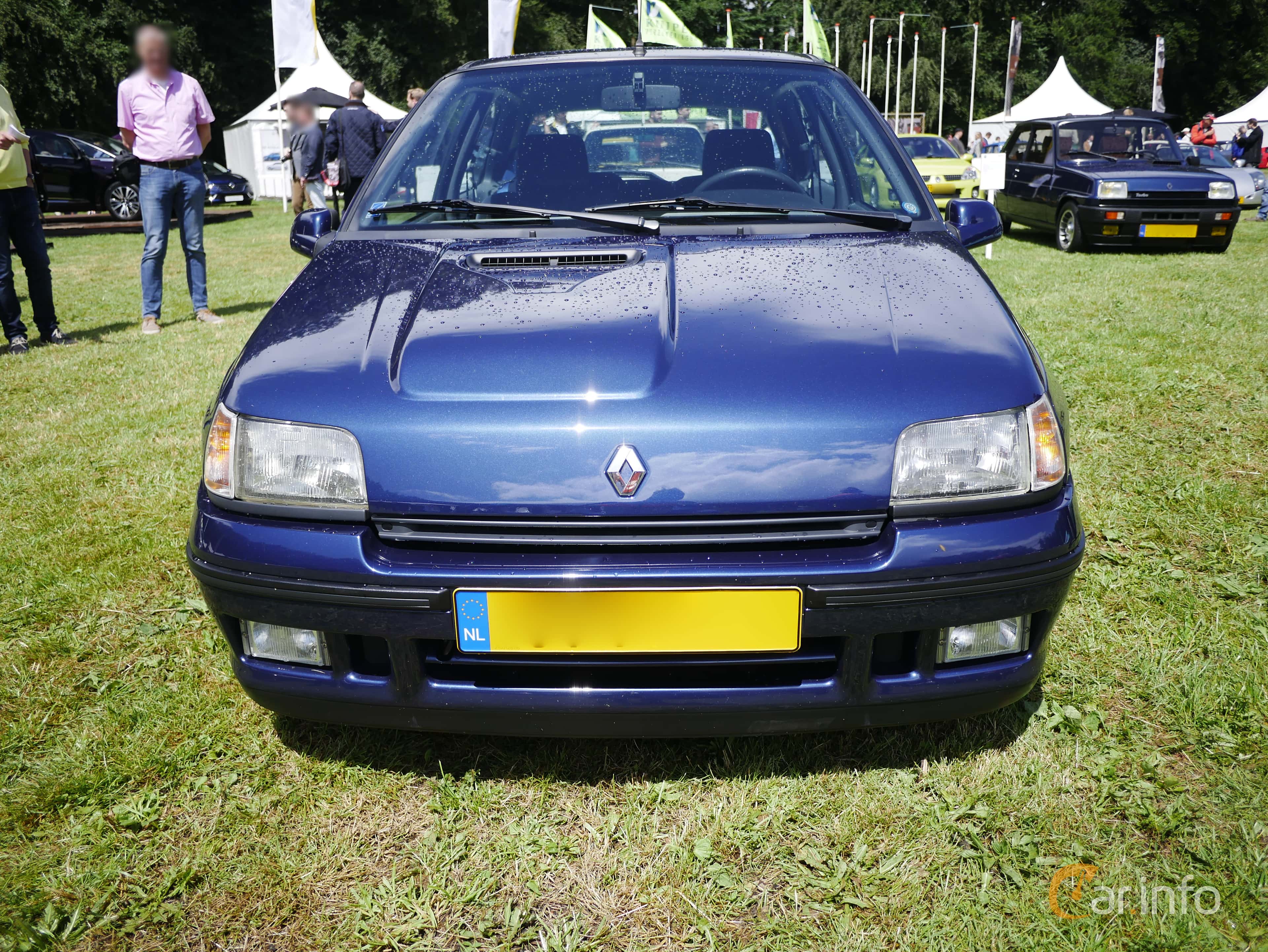 Renault Clio 3-door Hatchback 1.8 Manual, 135hp, 1994