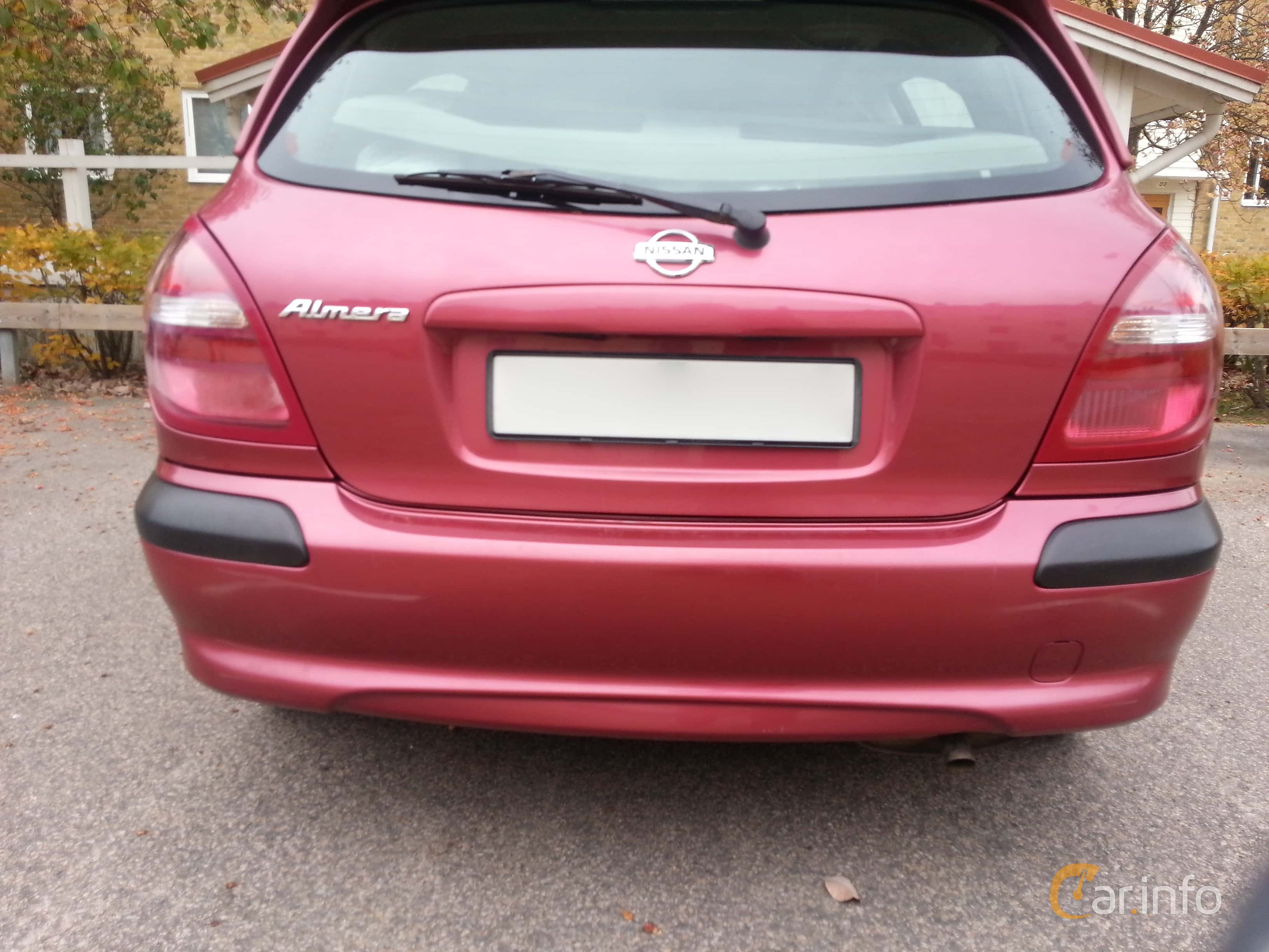 Nissan Almera 5-door 1.8 Manual, 114hp, 2001