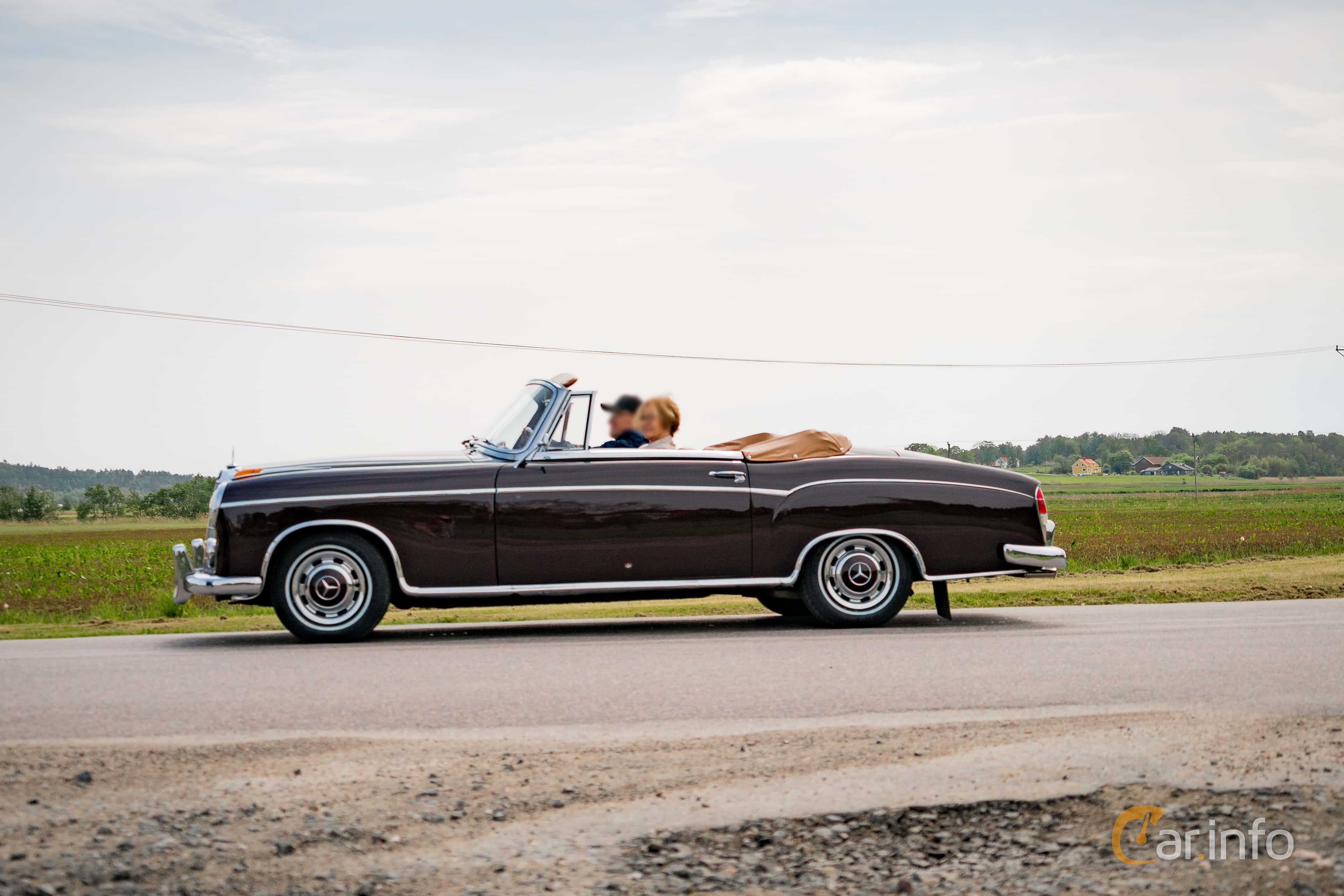 Mercedes-Benz 220 SE Cabriolet Manual, 4-speed