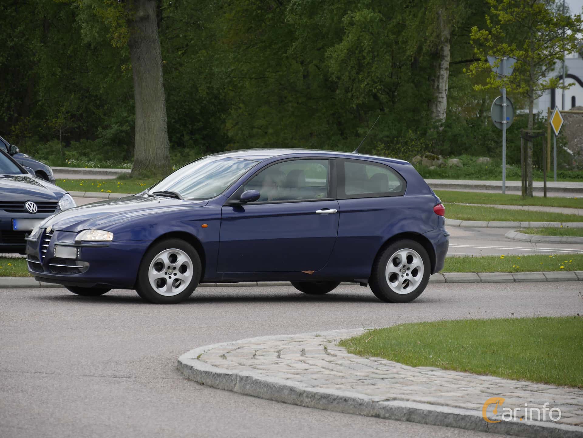 Alfa Romeo 147 3-door generation 937 2.0 TS Manual, 5-speed