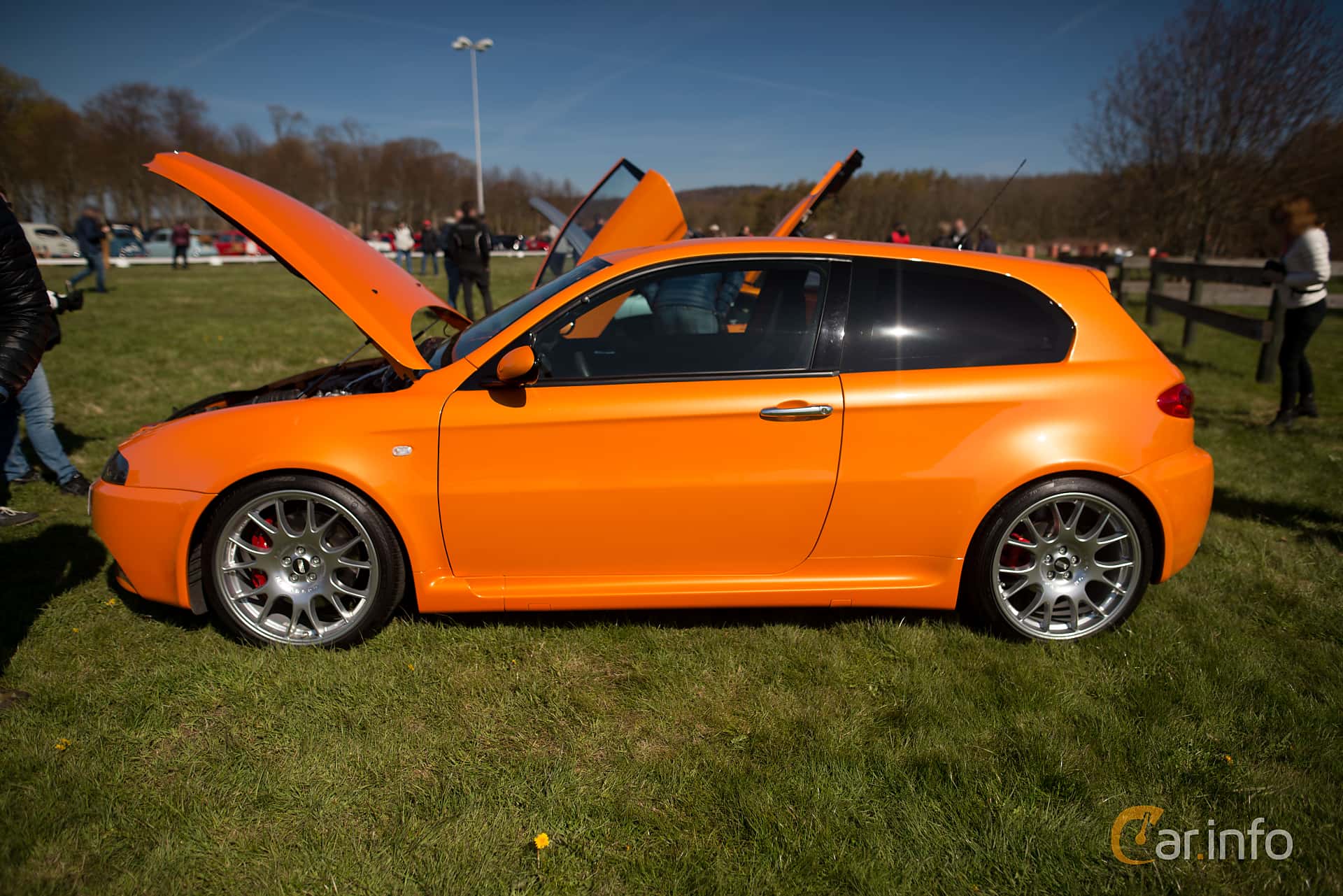 Alfa Romeo 147 3-door generation 937 1.6 TS Manual, 5-speed