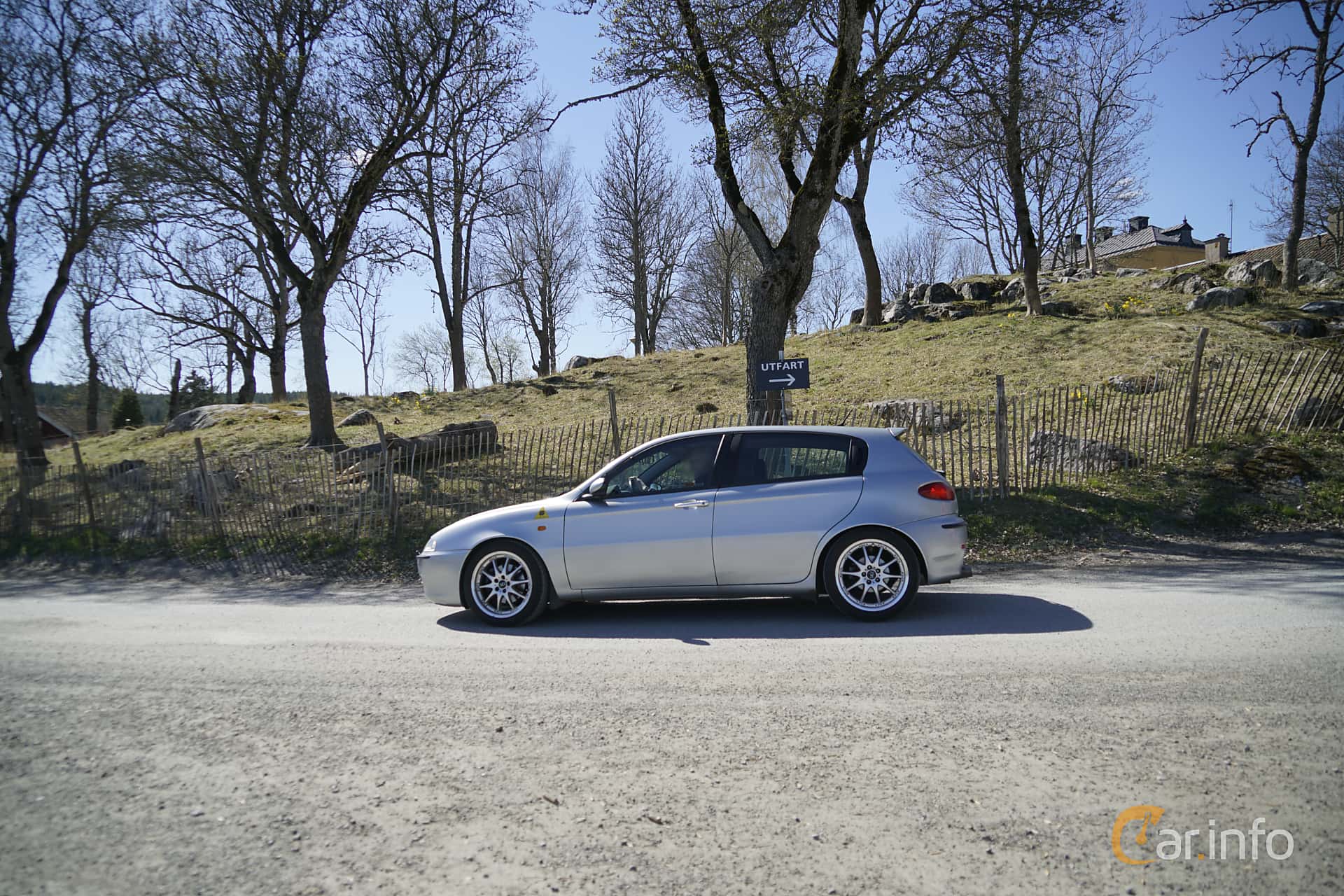 Alfa Romeo 147 5-door generation 937 2.0 TS