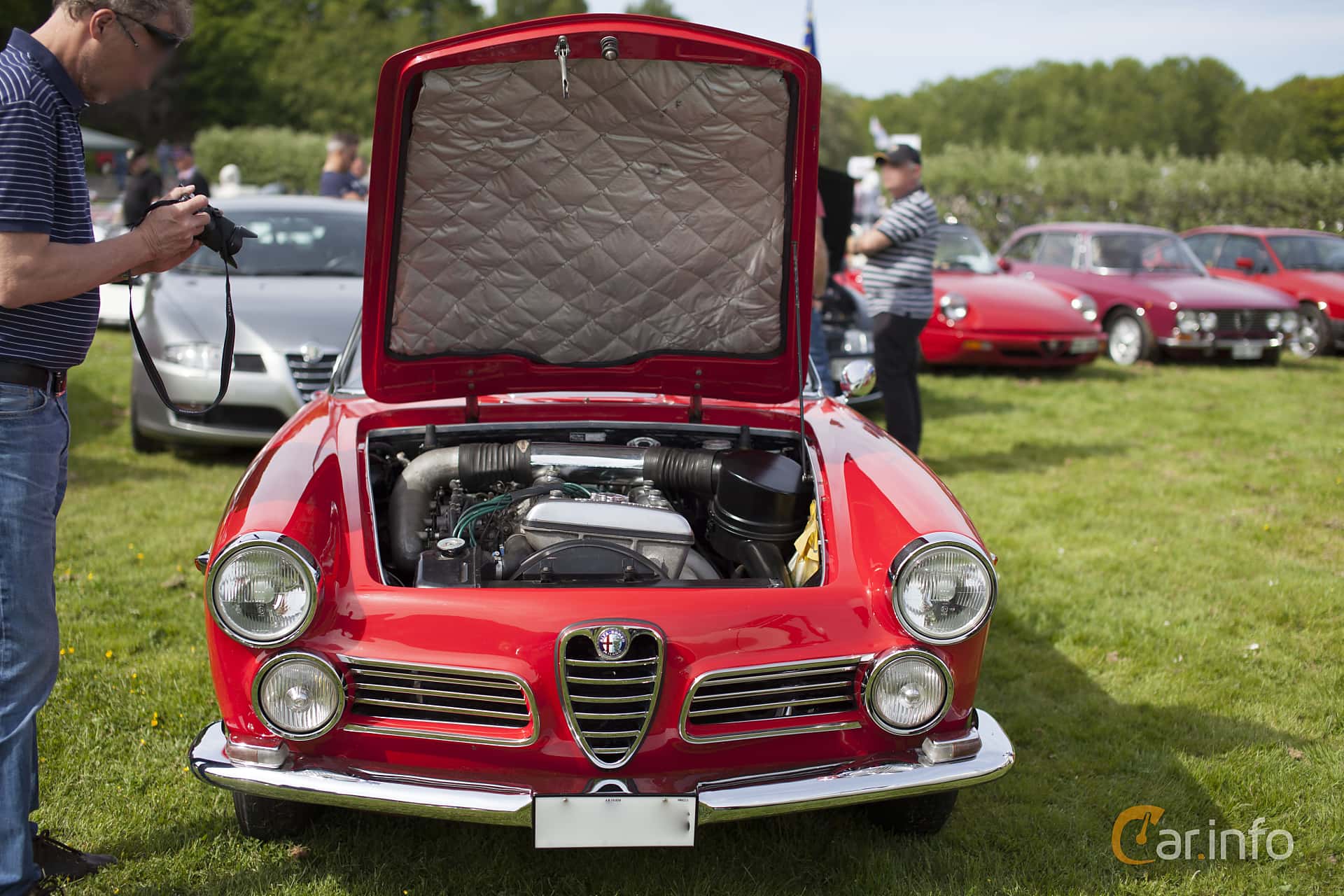 Alfa Romeo 2600 Spider 2.6 Manual, 145hp, 1962
