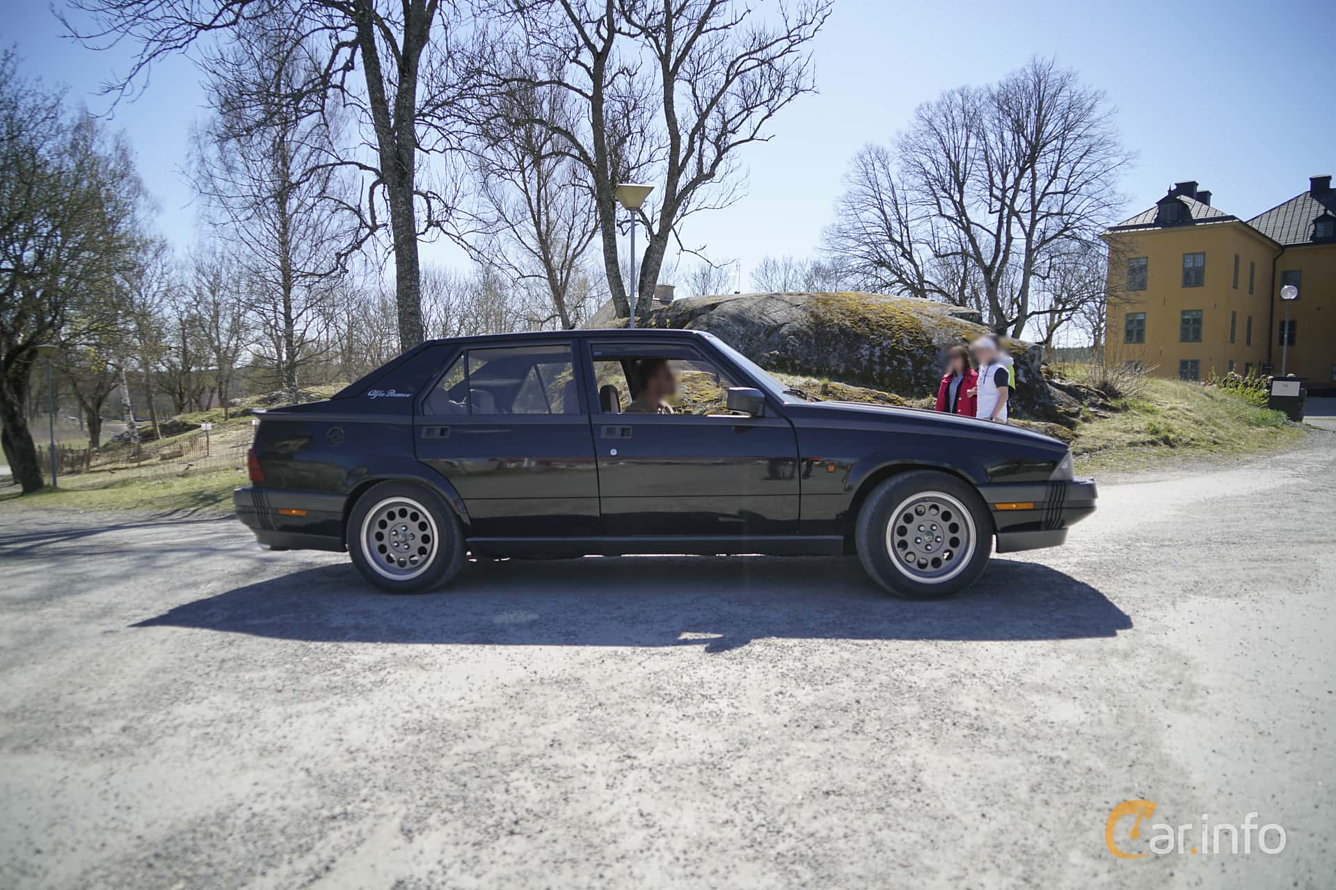 Alfa Romeo 75 1st Generation 2.5 V6