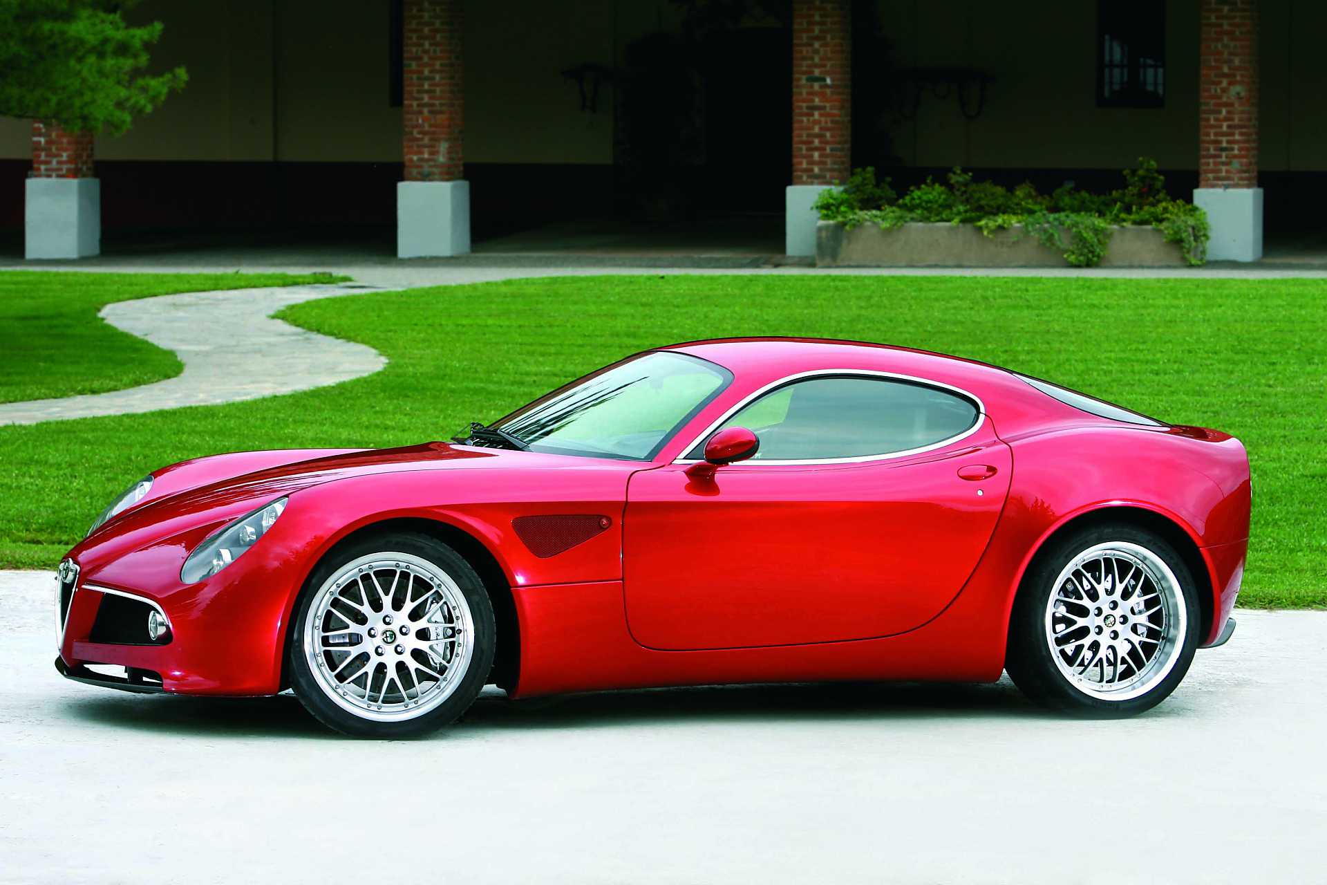 Alfa Romeo 8C Competizione 4.7 V8 1st Generation