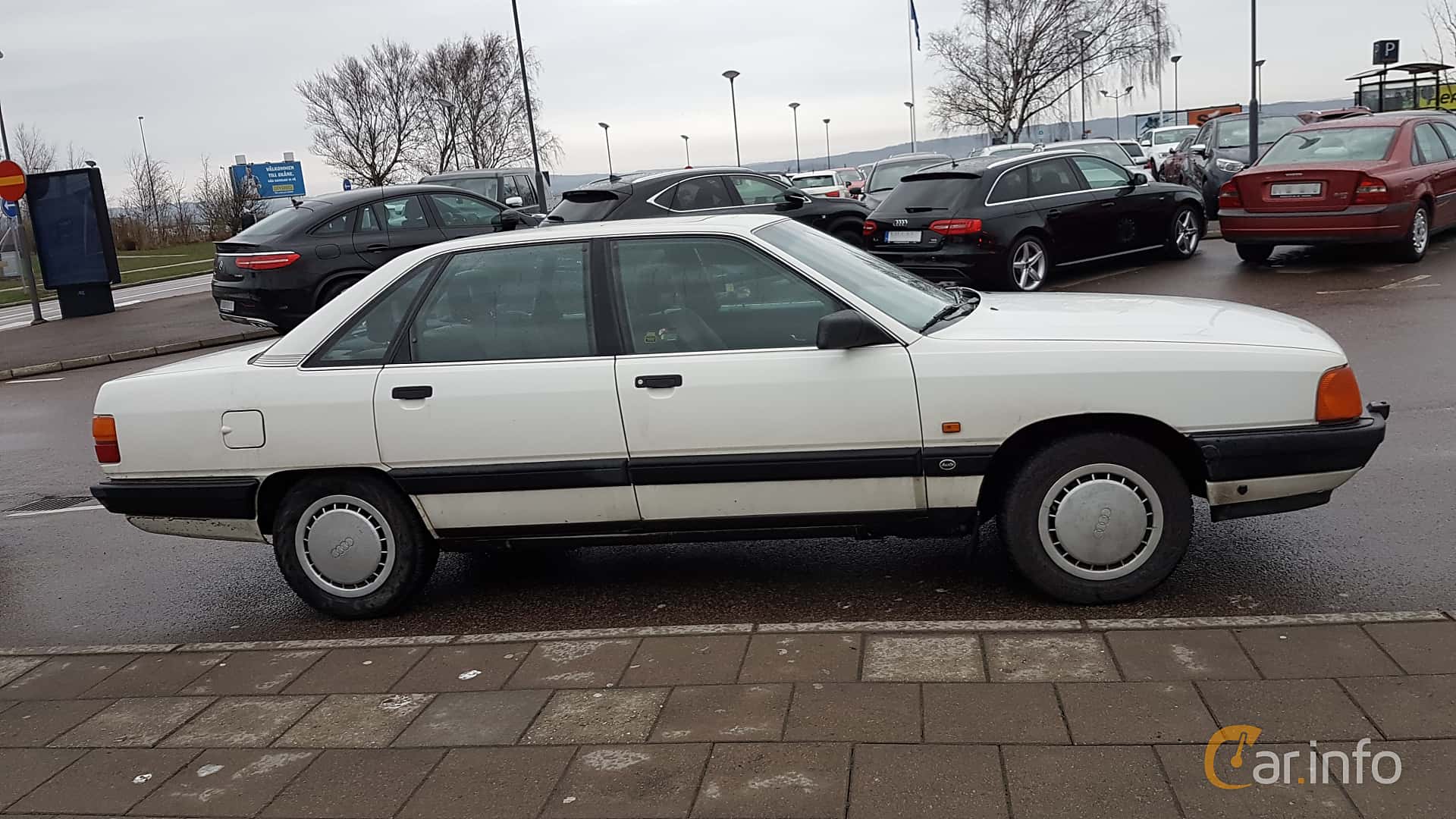Audi 100 2.0 115hp, 1988