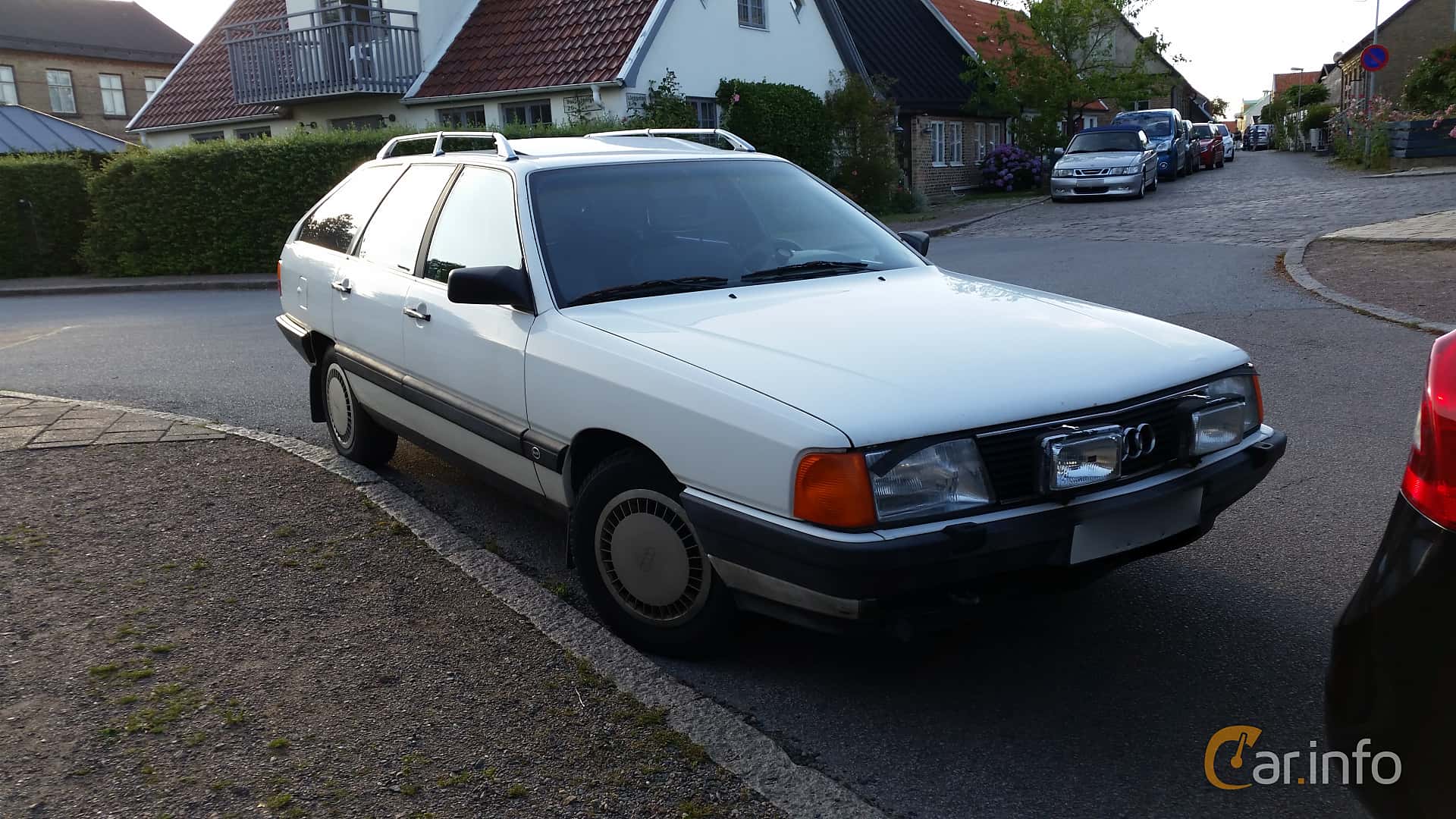 Audi 100 Avant generation C3 2.0 D Manual, 5-speed