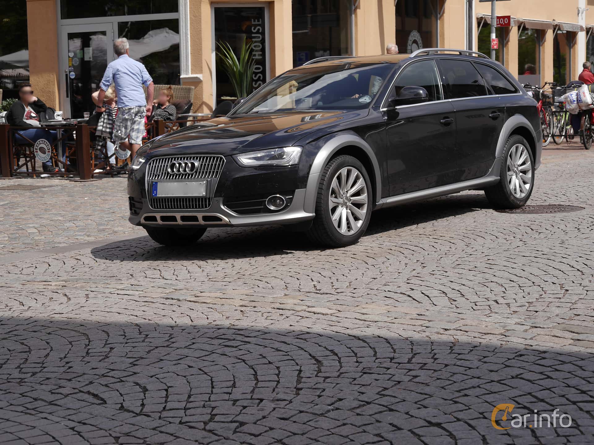 Audi A4 allroad quattro 2.0 TDI DPF quattro S Tronic, 177hp, 2013