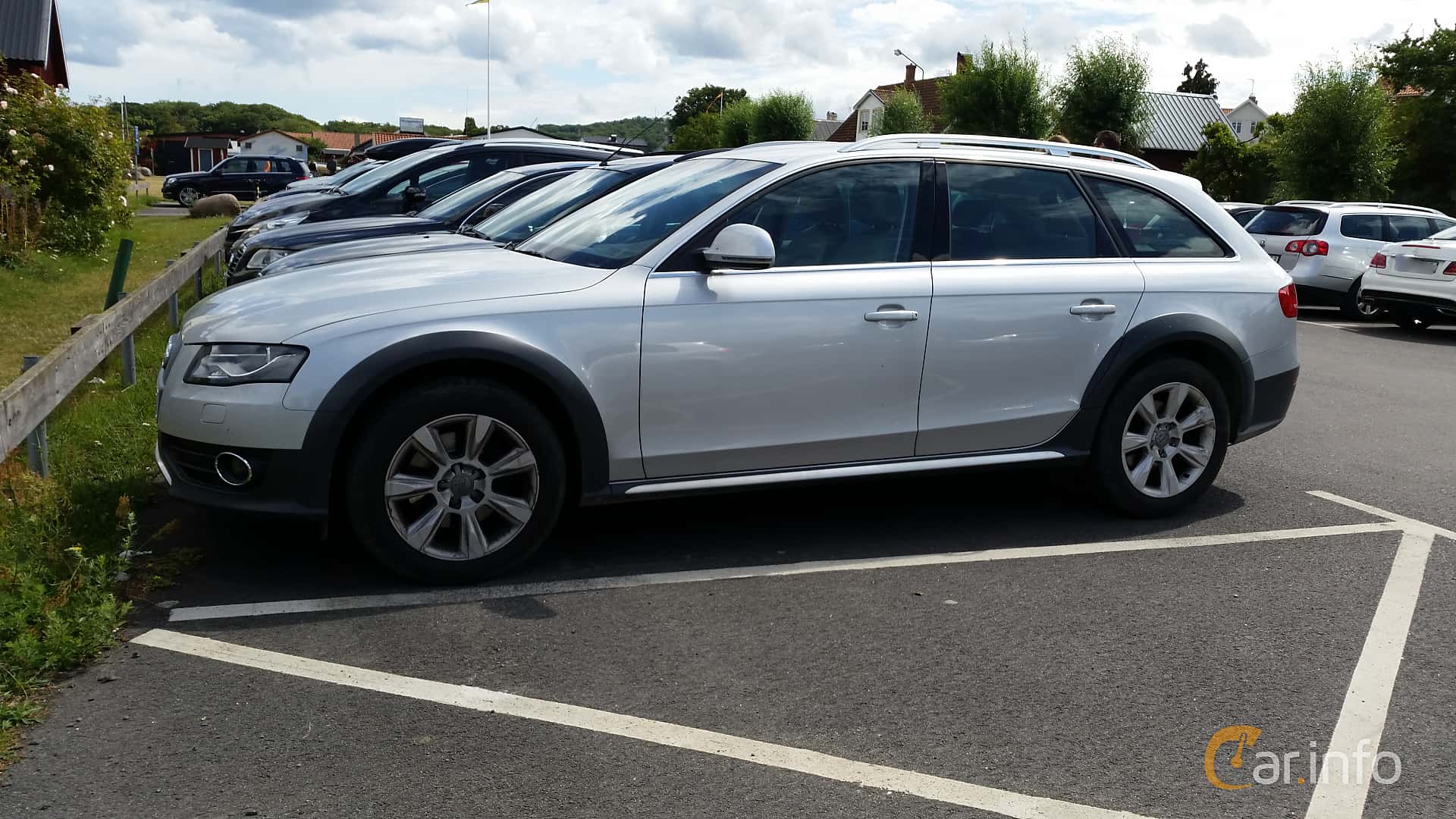 Audi A4 allroad quattro 3.0 TDI V6 DPF quattro 239hp, 2012