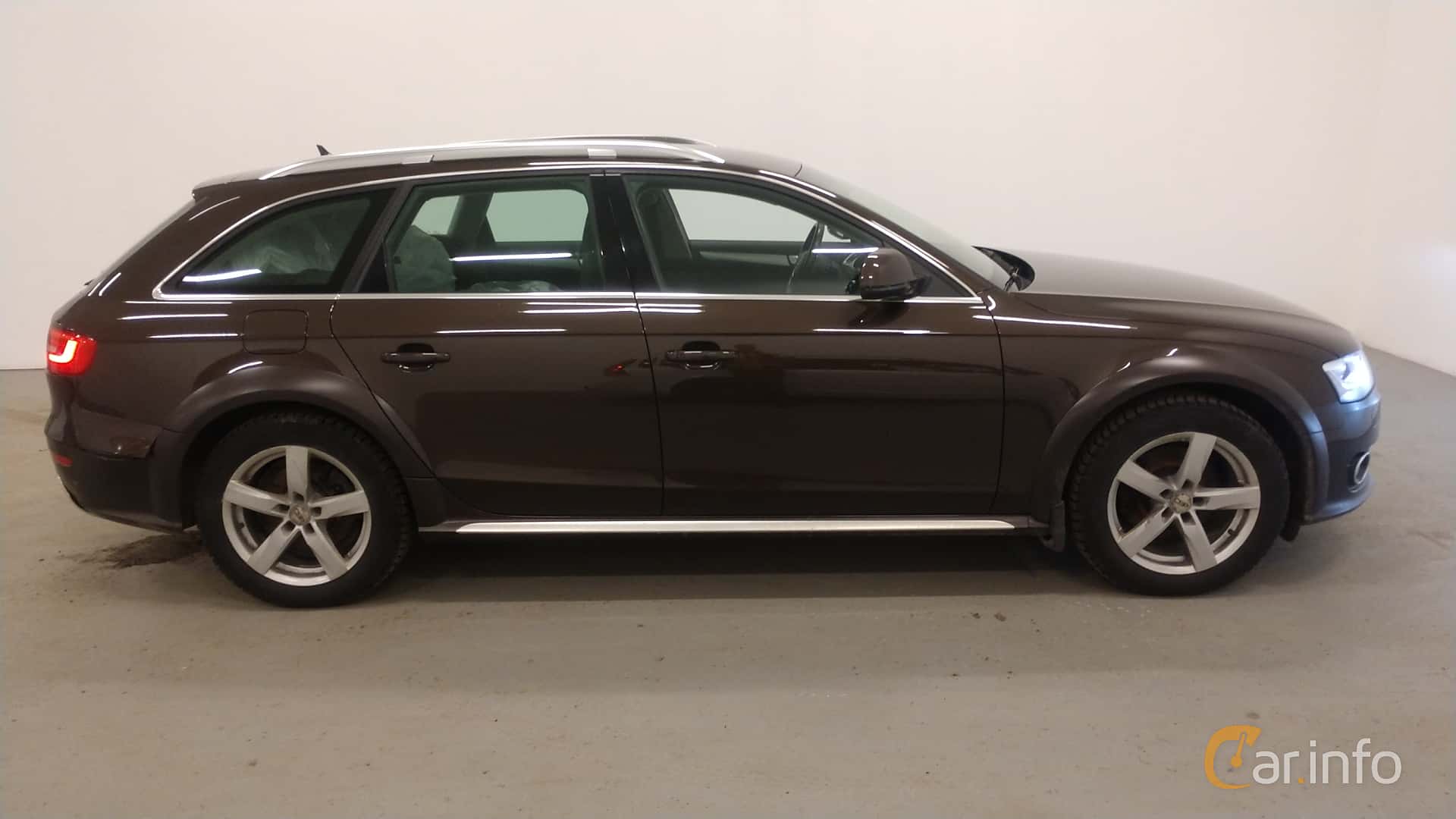 Audi A4 allroad quattro 2.0 TDI clean diesel quattro  Manual, 190hp, 2016