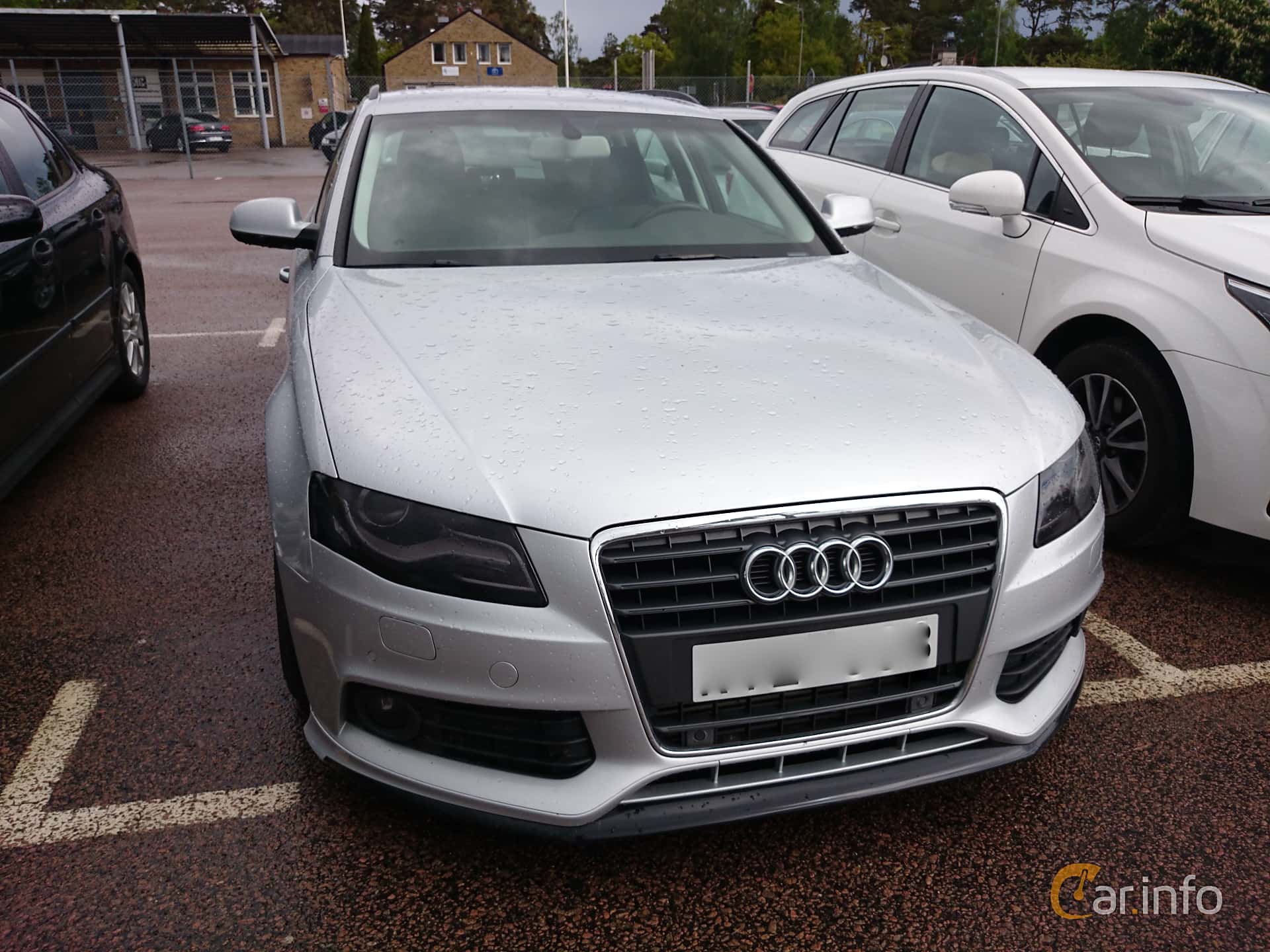 Audi A4 Avant 2.0 TDI DPF Multitronic, 143hp, 2010