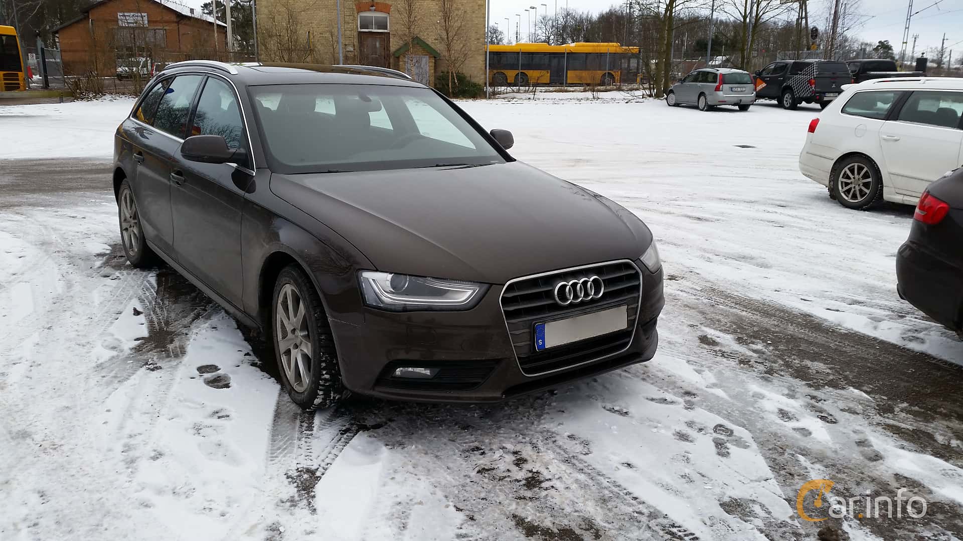 Audi A4 Avant 2.0 TDI DPF  Manual, 177hp, 2013