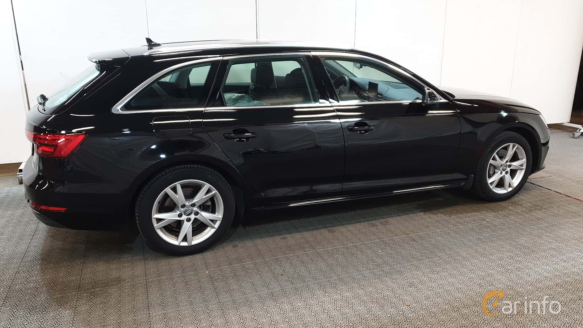 Audi A4 Avant 2.0 TDI quattro Manual, 190hp, 2017