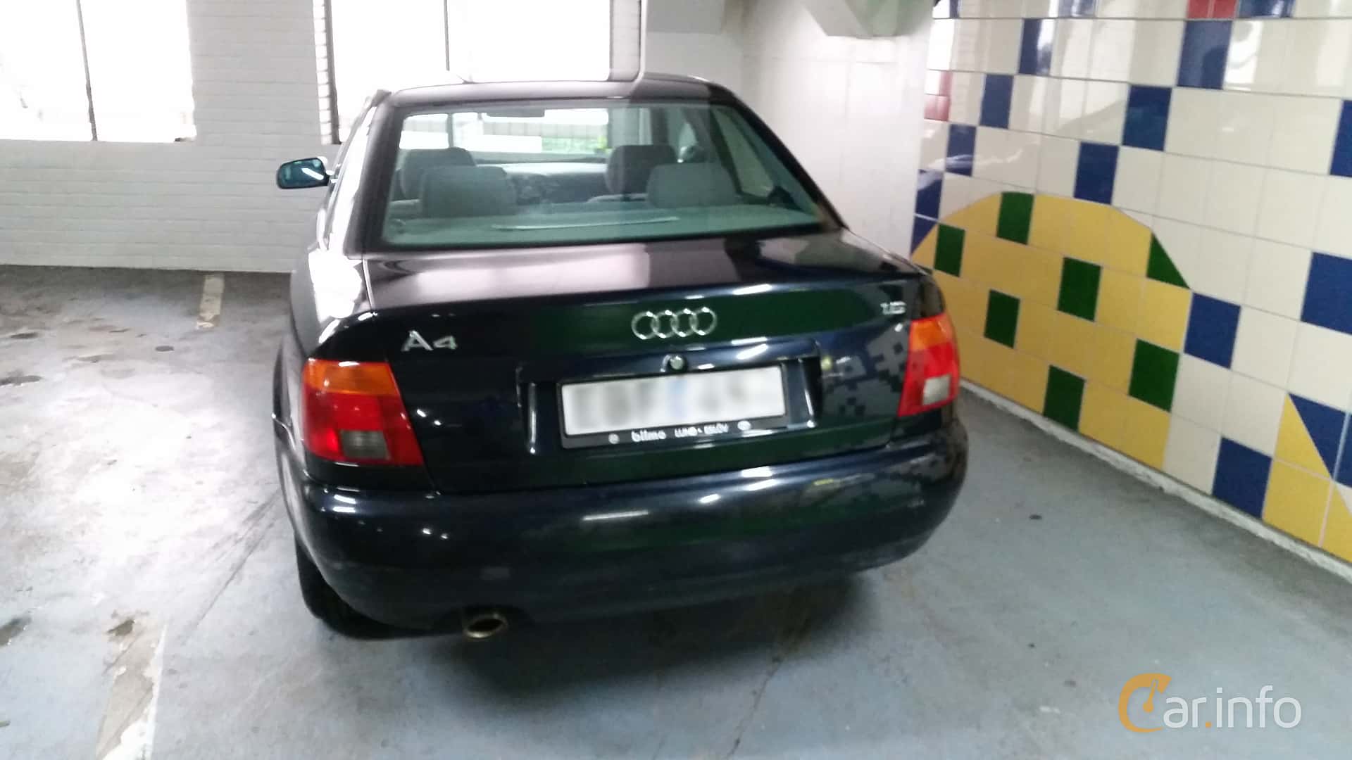 Audi A4 Sedan 1.6 101hp, 1995