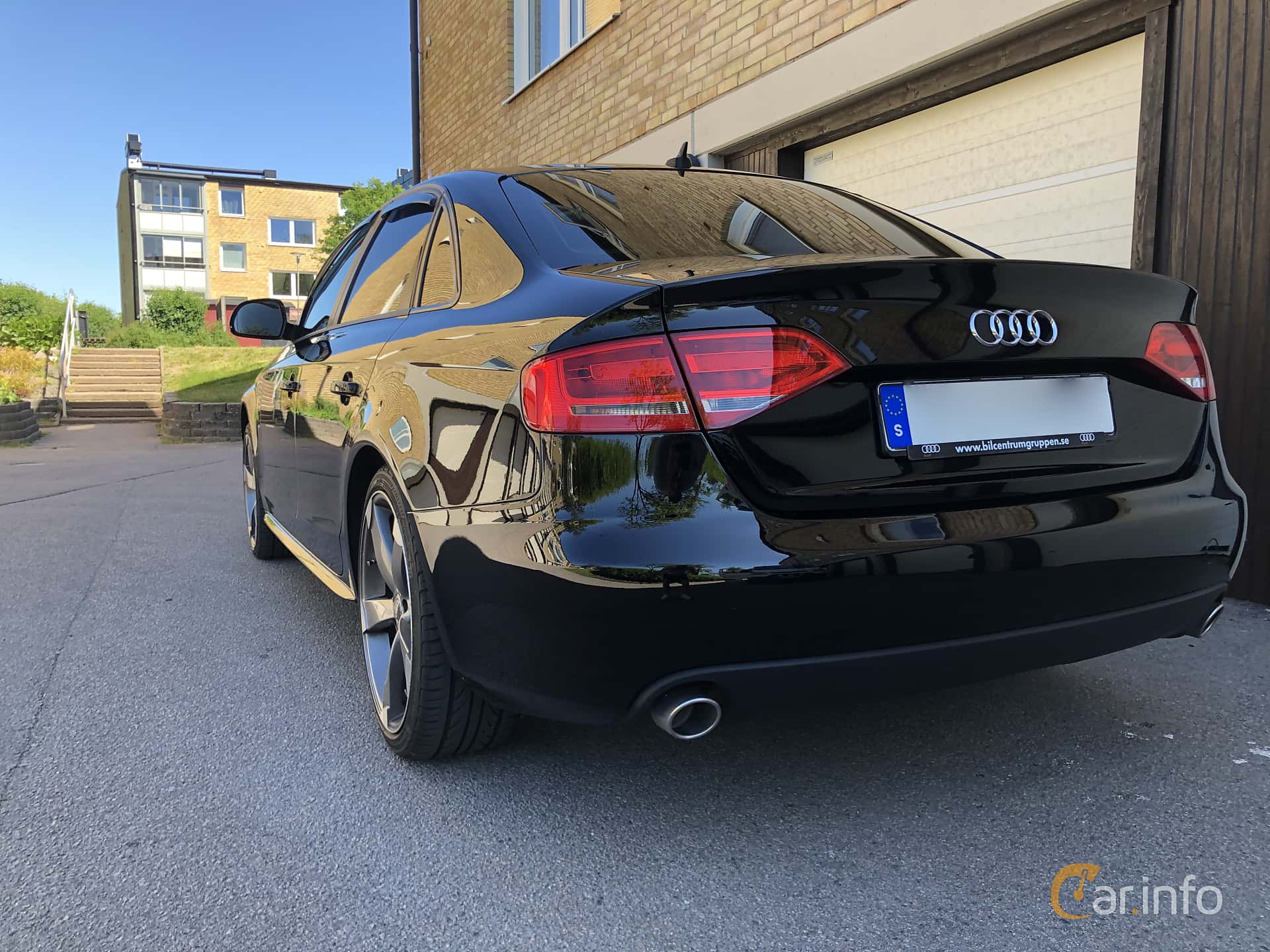 Audi A4 Sedan 2.7 TDI V6 DPF 190hp, 2012