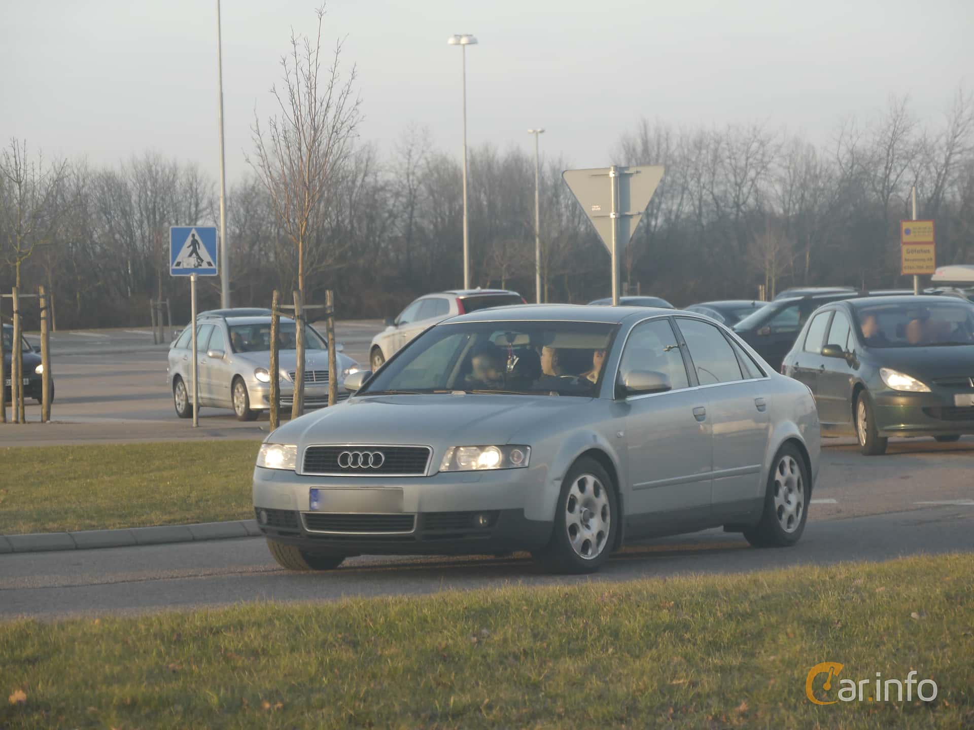 Audi A4 Sedan 2.4 V6 Multitronic, 170hp, 2005
