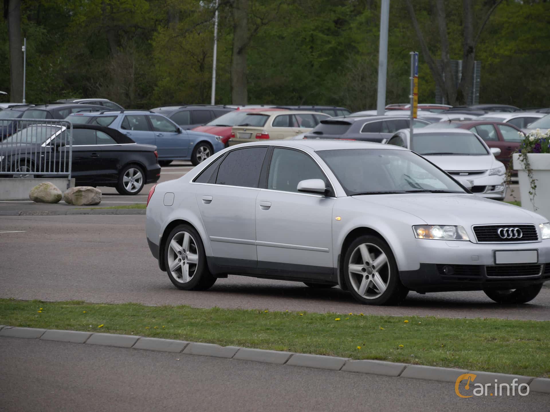 Audi A4 Sedan 3.0 V6 Manual, 220hp, 2005