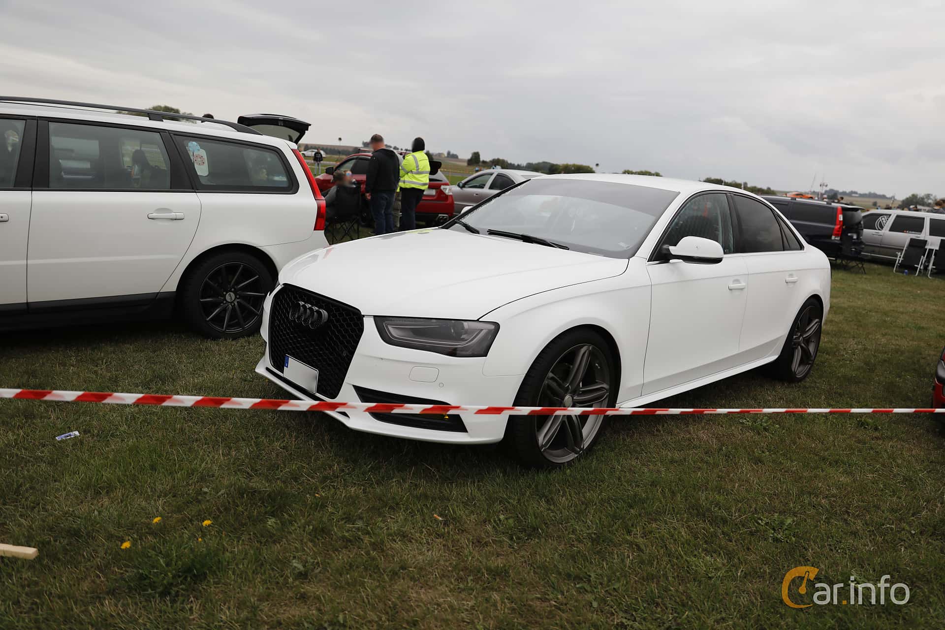 Audi A4 Sedan 2.0 TDI DPF  Manual, 177hp, 2013