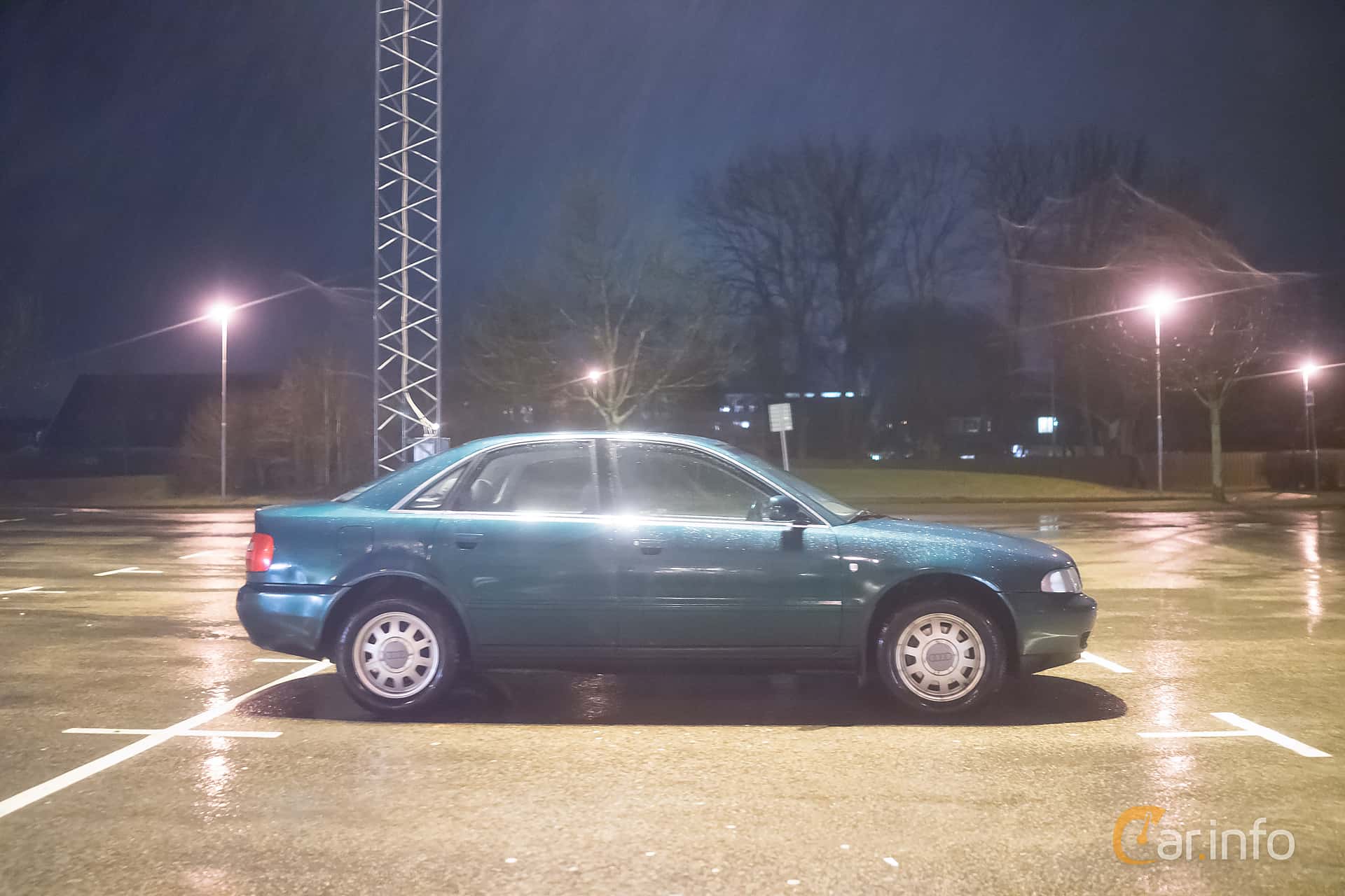 Audi A4 Sedan 2.8 V6 quattro TipTronic, 193hp, 1999